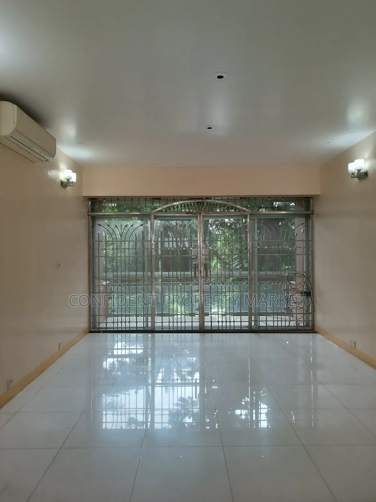 Furnished 4-Bedroom Apartment in Baridhara for Rent in Baridhara