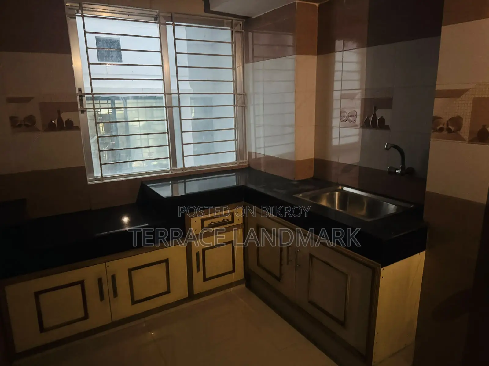 3-Bedroom Apartment in Basundhara for Sale in Basundhara