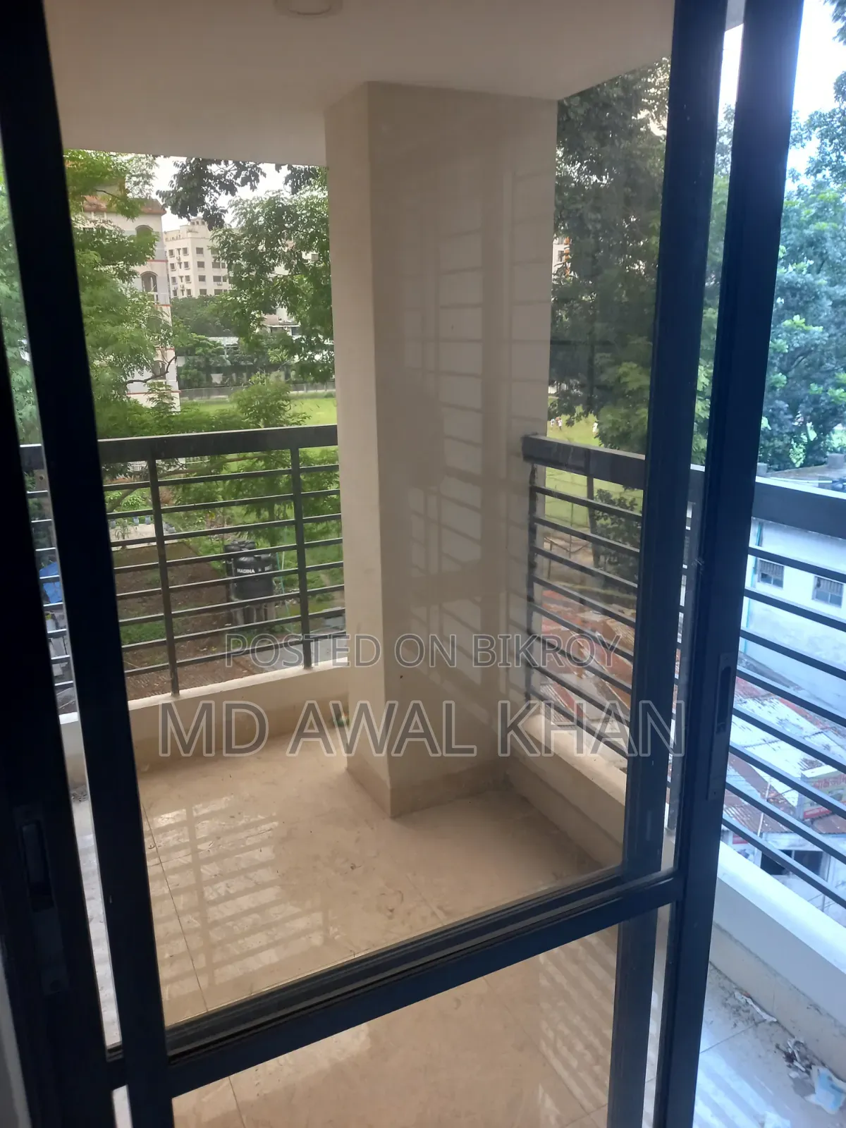 Furnished 3-Bedroom Apartment in Lalmatia, Mohammadpur for Sale in Mohammadpur