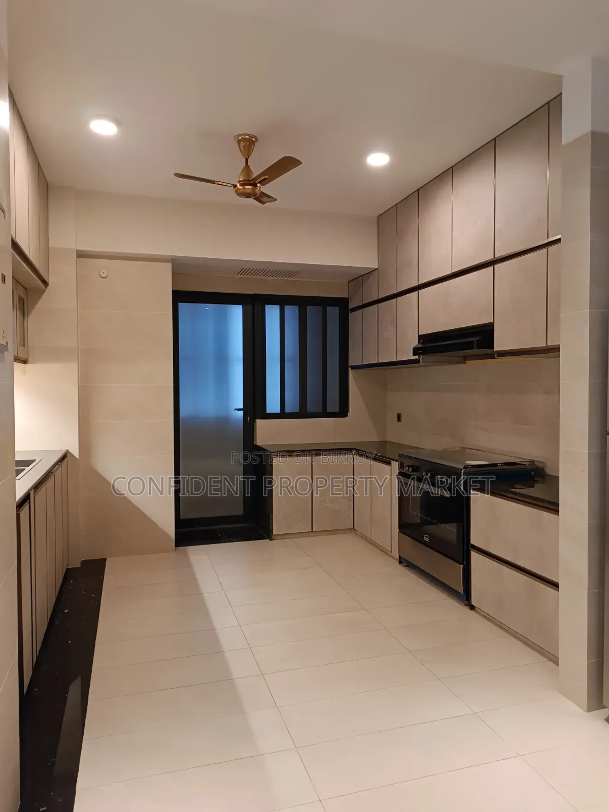 4bdrm Apartment in Baridhara for rent in Baridhara