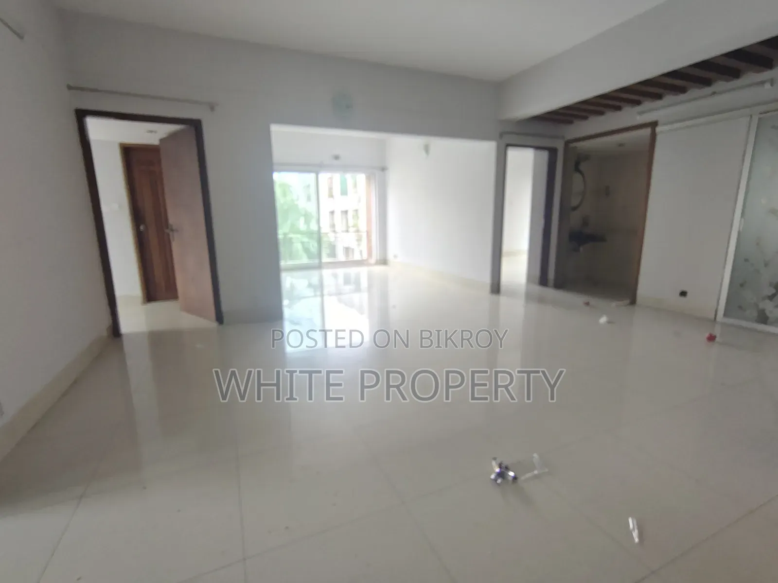 Furnished 3bdrm Apartment in White Property, Banani for rent in Banani