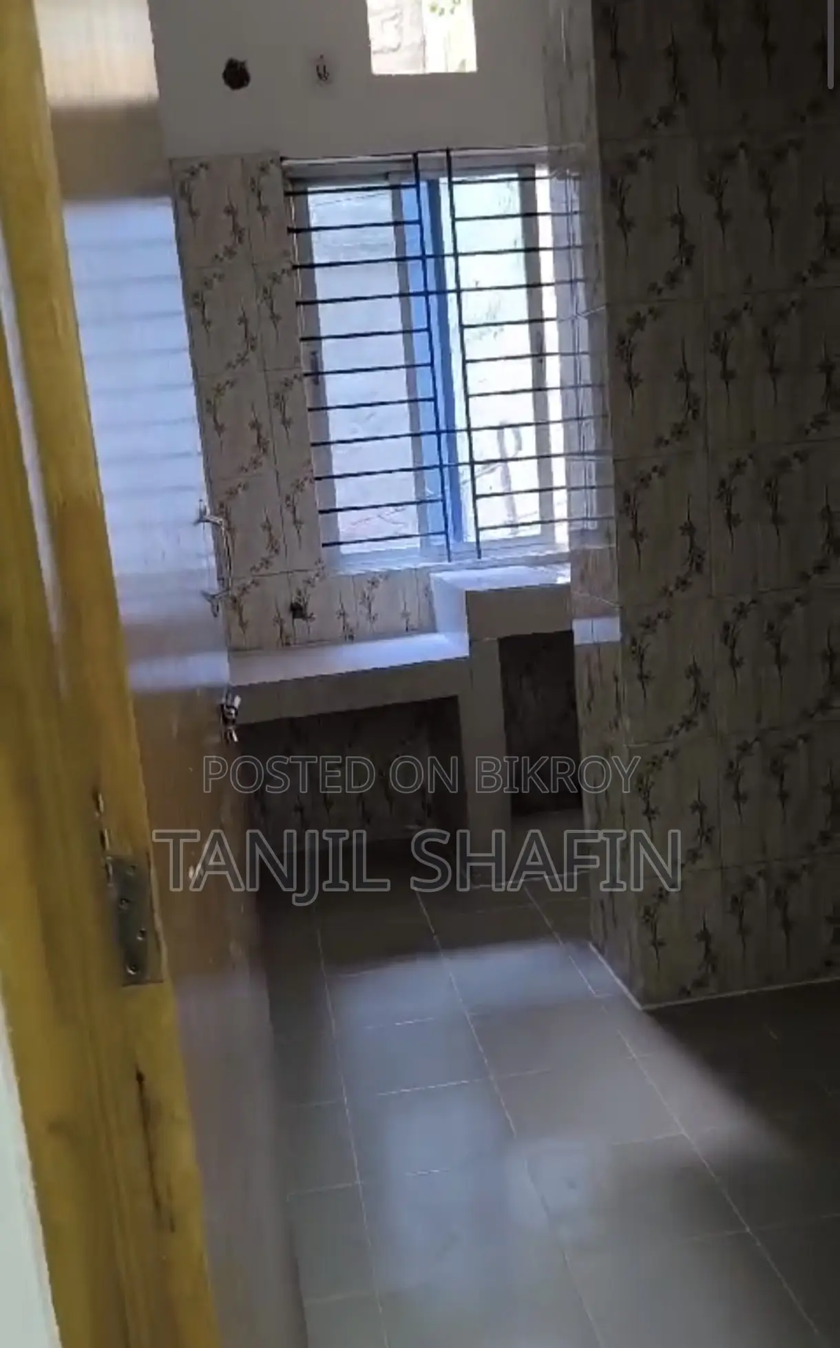 Furnished Mini Flat in Anjuman Tower, Hazaribagh for sale in Hazaribagh