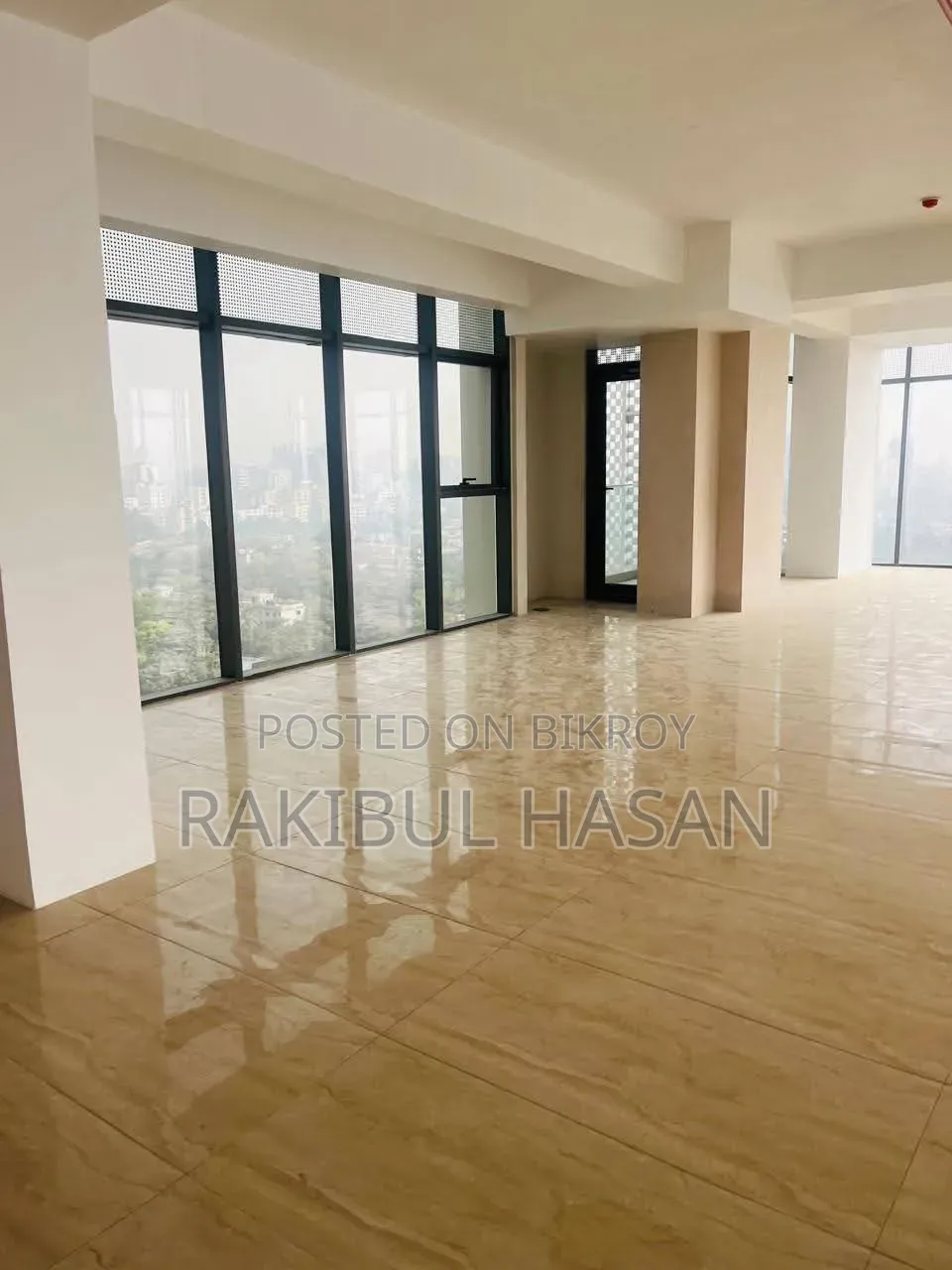 3750 SFT Brand New Commercial Space Rent in E in Banani