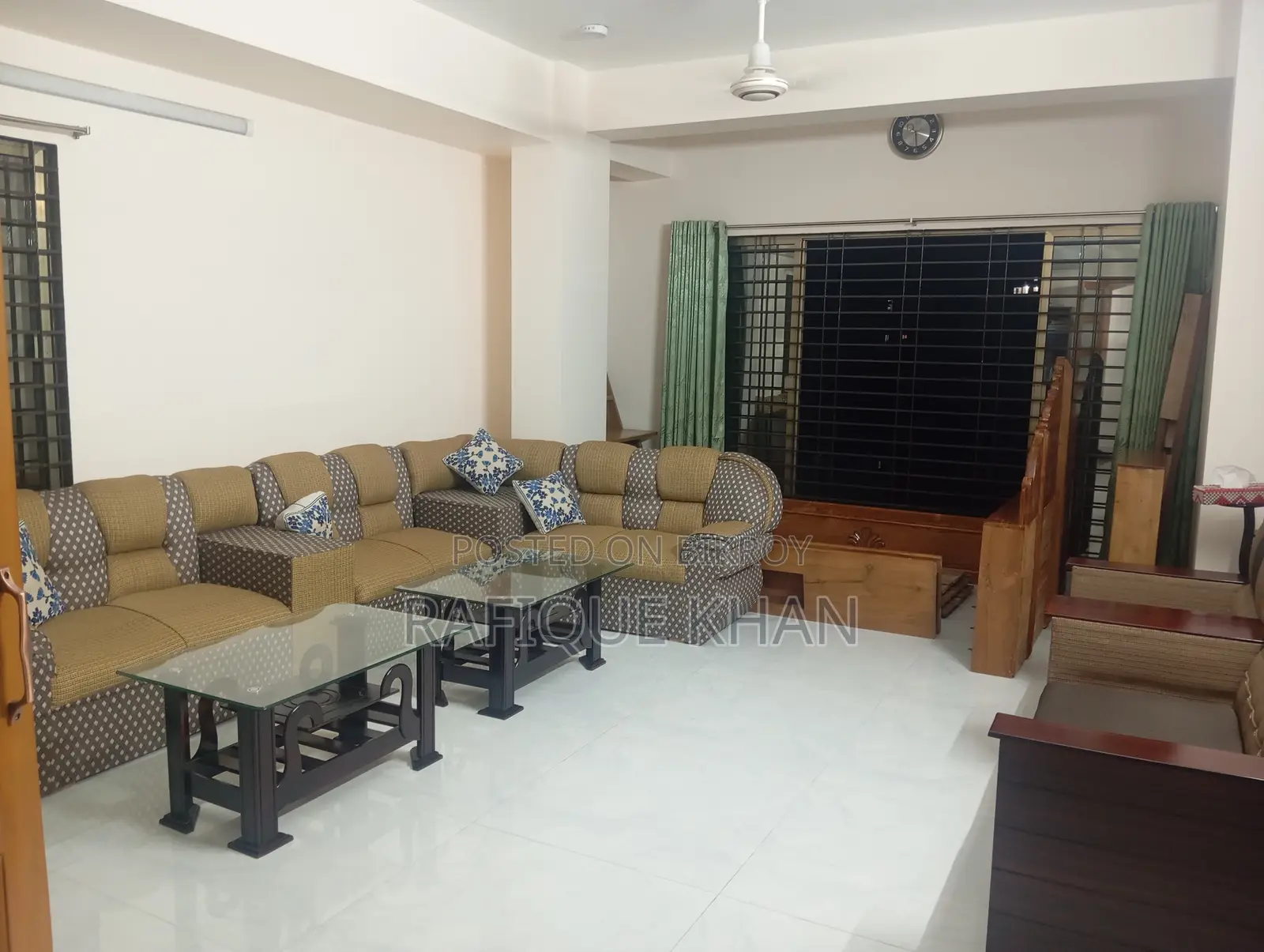 Furnished 5bdrm Apartment in Uposhohor for rent in Uposhohor