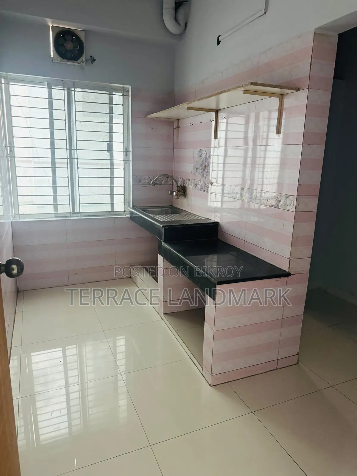 3bdrm Apartment in Basundhara for sale in Basundhara