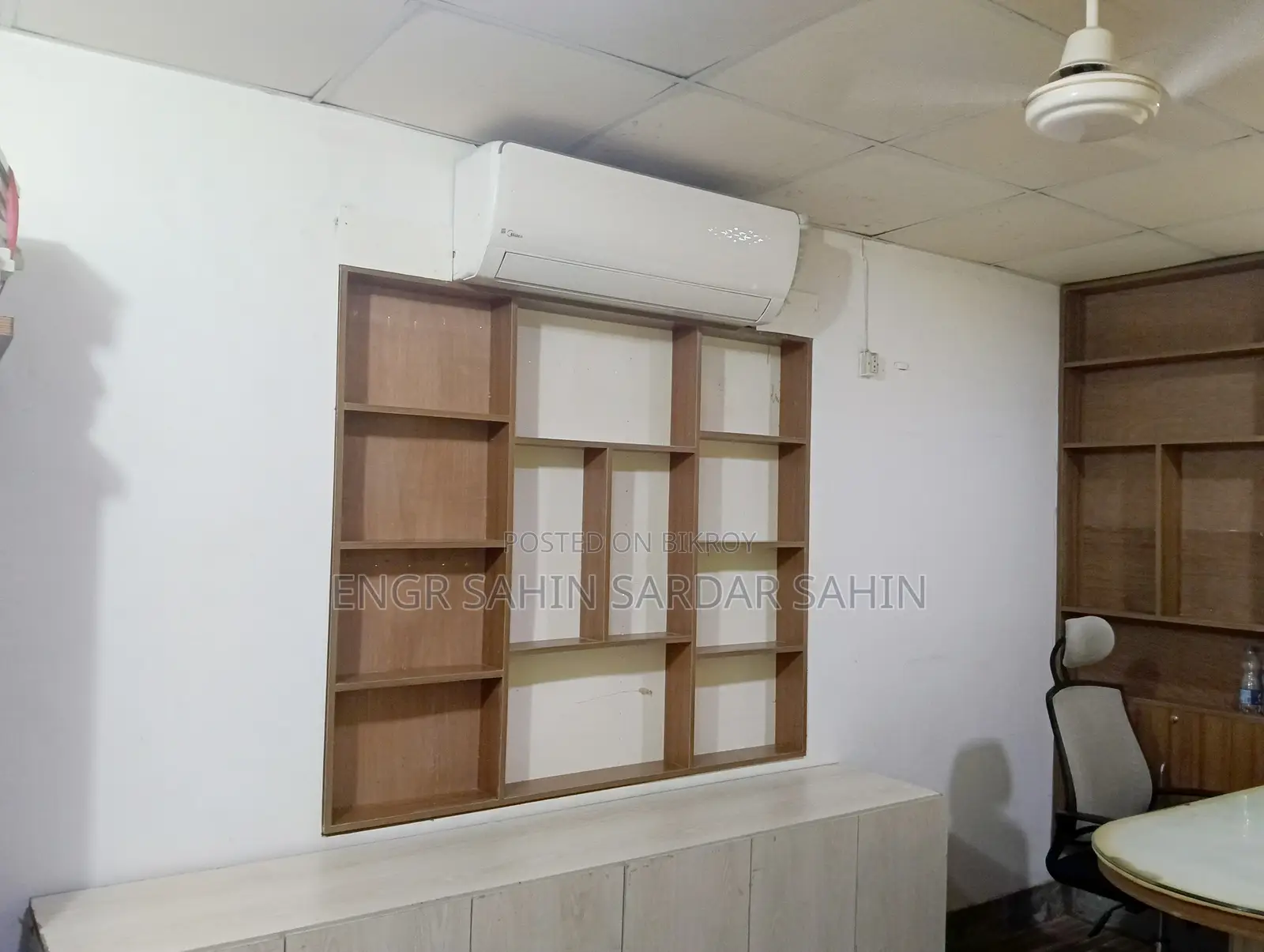 Office Sublet at Lalmatia Mohammadpur Dhaka in Mohammadpur