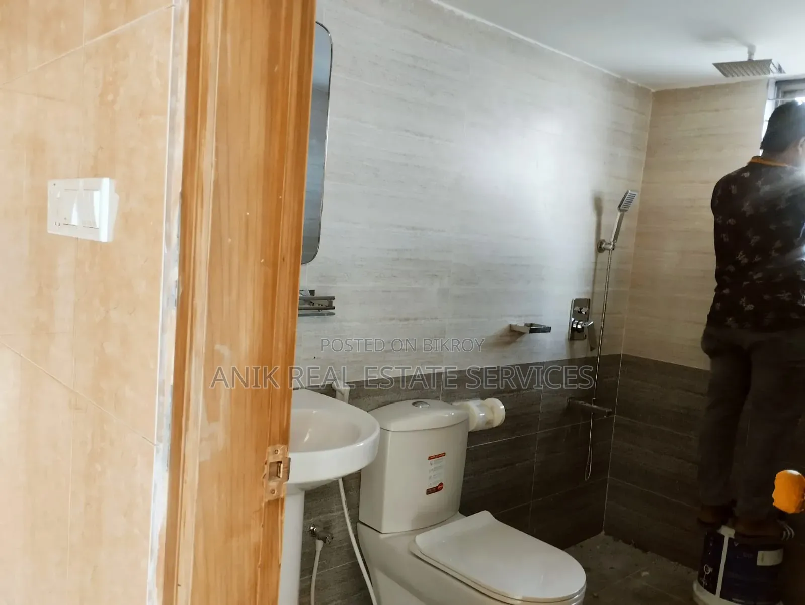 3bdrm Apartment in Anik Real Estate, Gulshan for rent in Gulshan