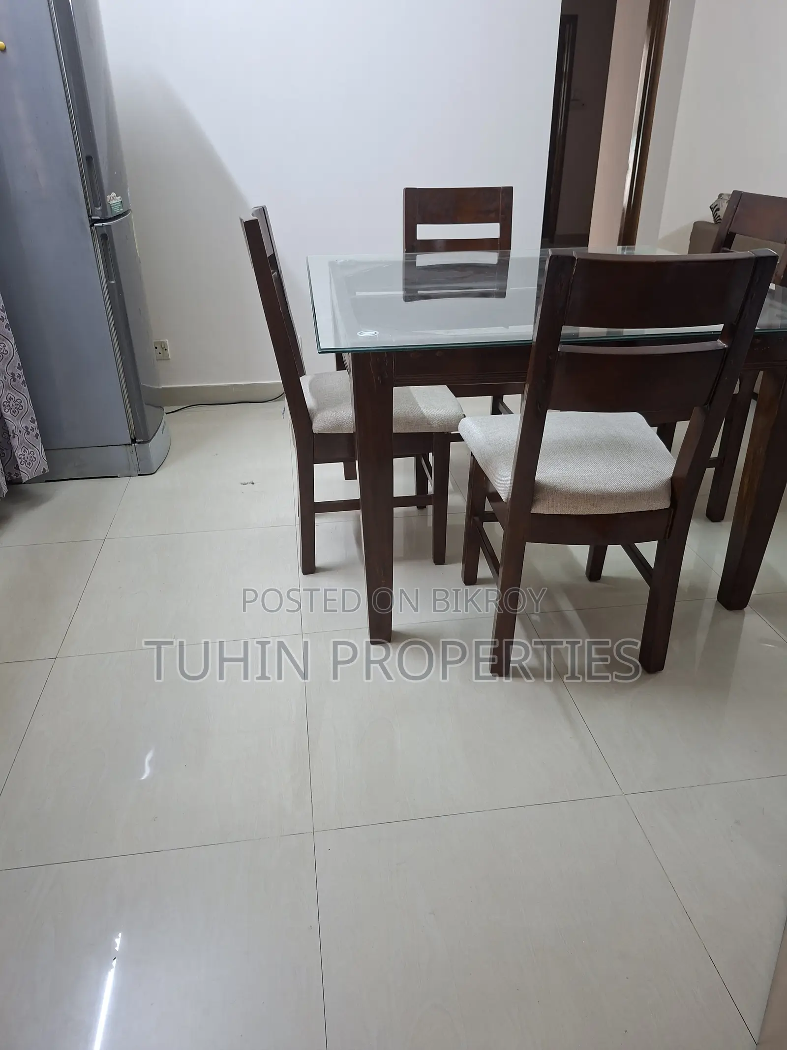 Furnished 2-Bedroom Apartment in Banani for sale in Banani