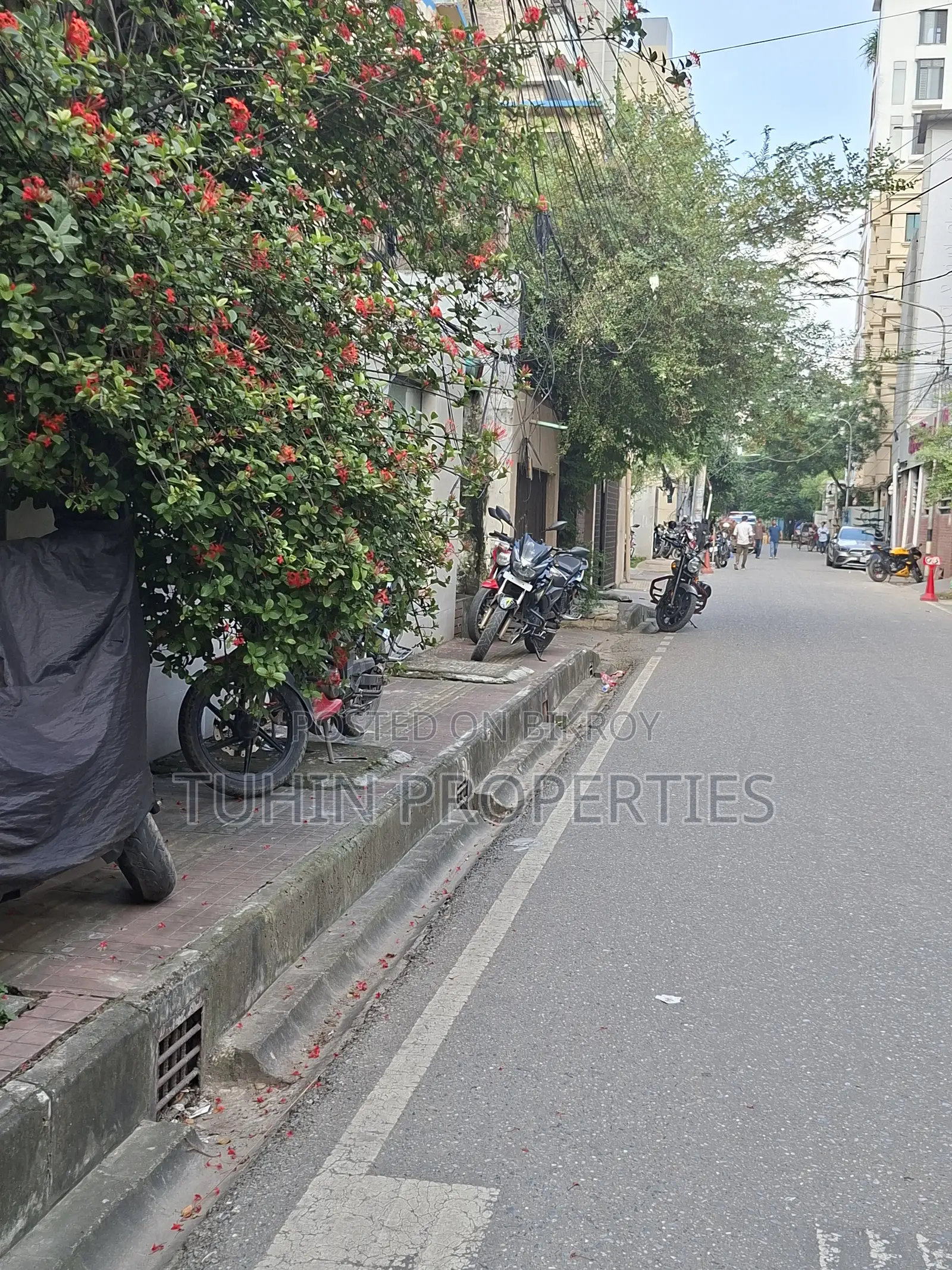 10bdrm Duplex in Banani for sale in Banani