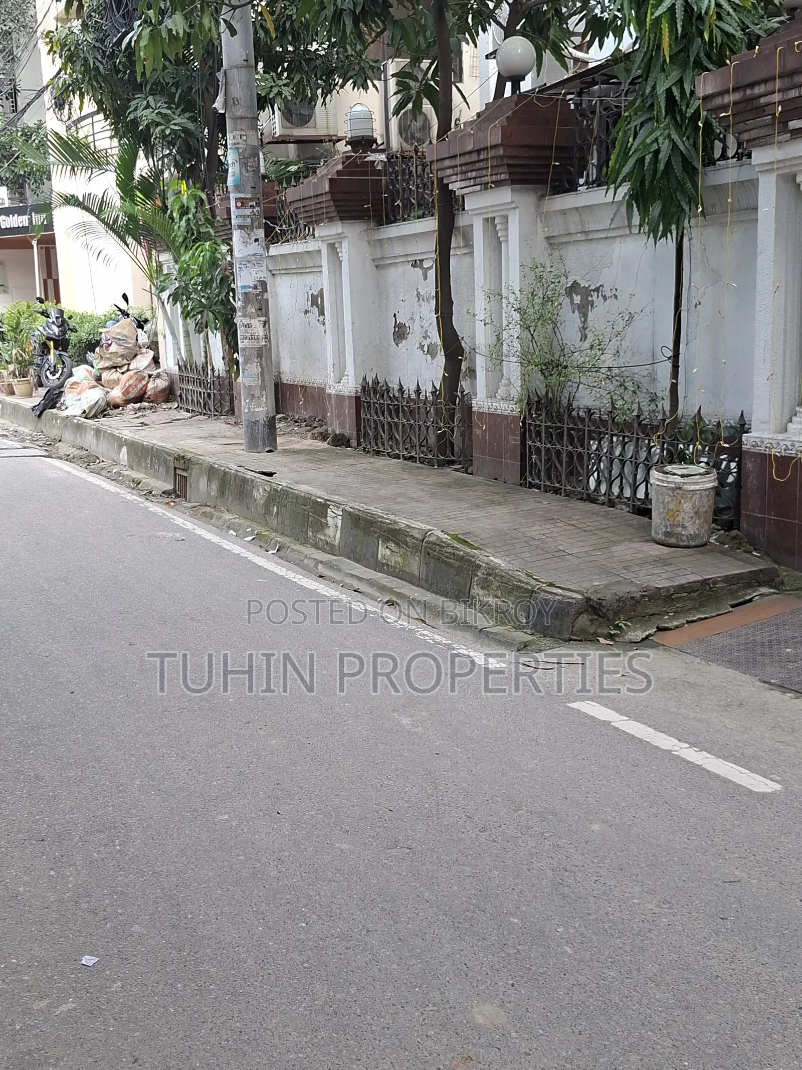 10bdrm Duplex in Banani for sale in Banani