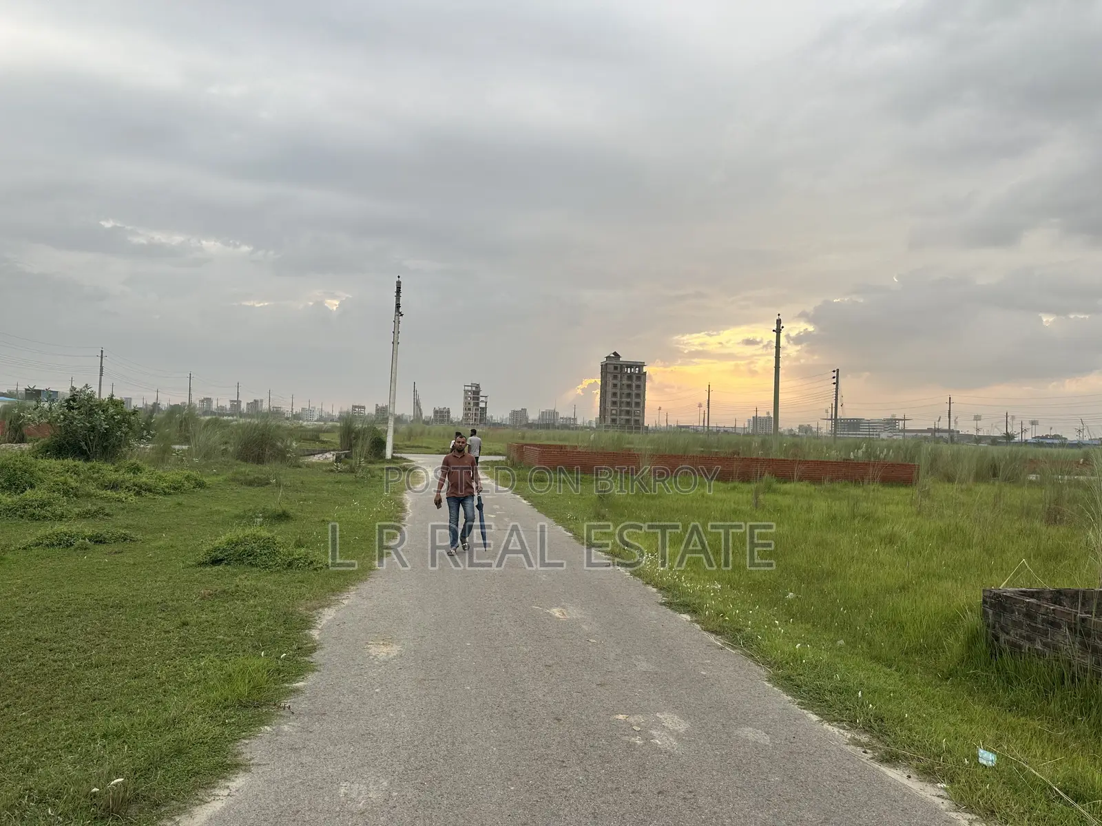 P- Block,3-Katha,south-Face,bashundhara R/A in Basundhara