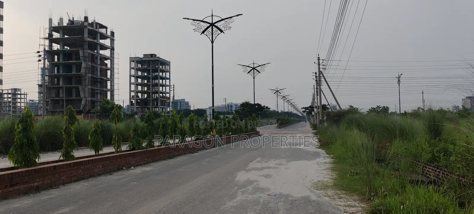 5 Katha South Facing Ready Plot in M Block in Basundhara