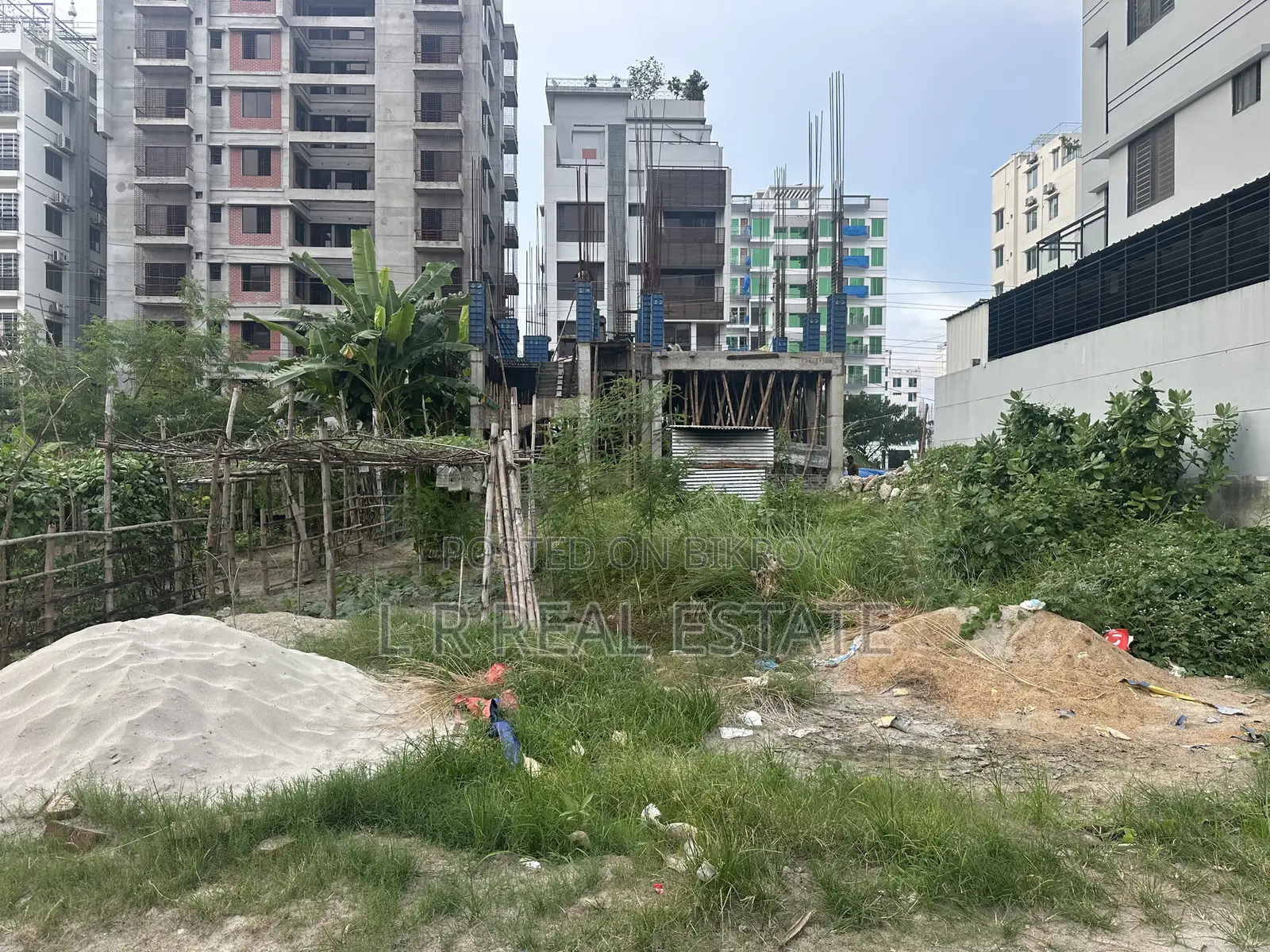 L Block,3-Katha,South-Face,Plot Urgent Sell,Bashundhara R/A in Basundhara