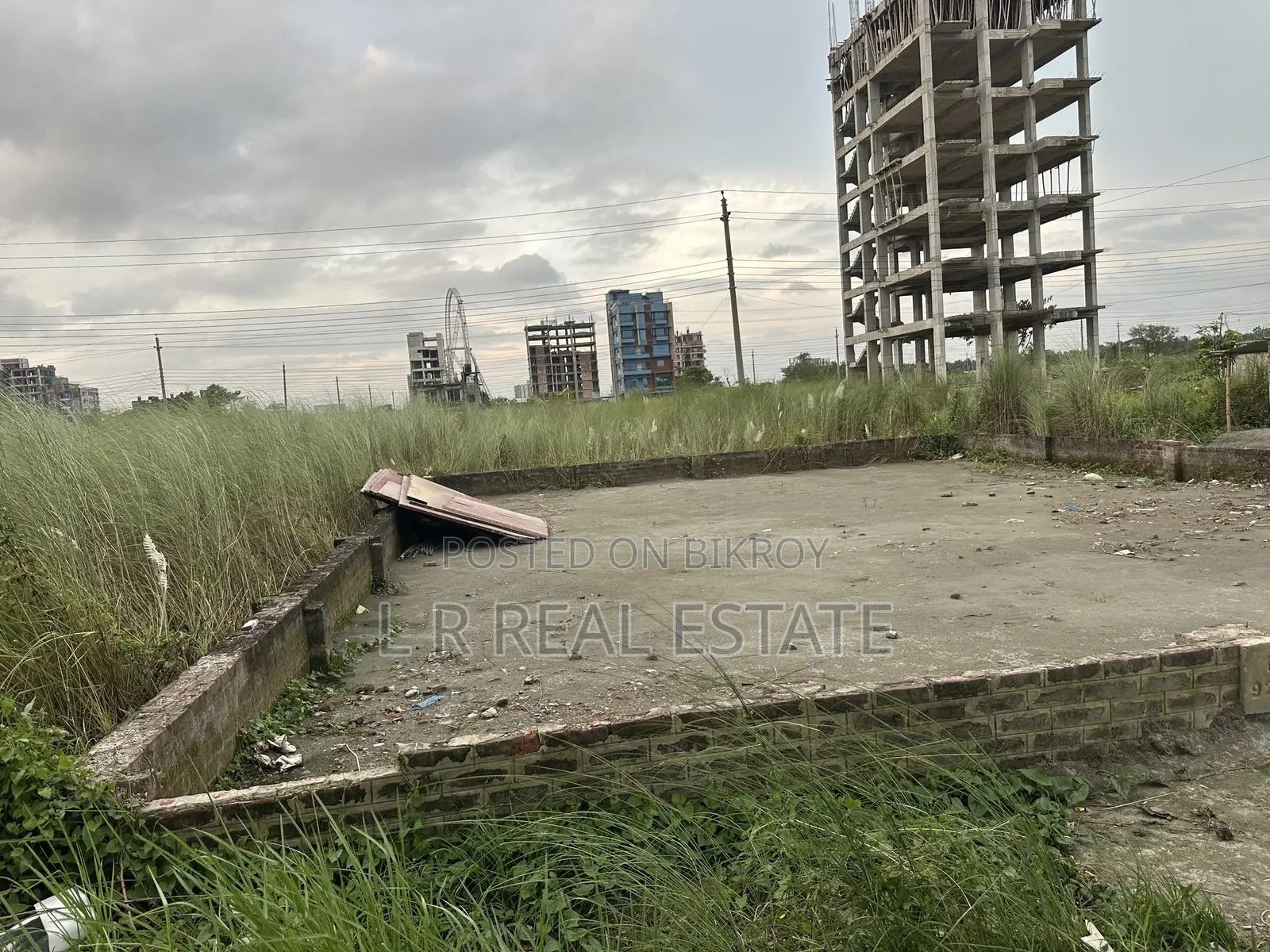 N Block,4 Katha,South Face, Urgent Sell, Bashundhara R/A in Basundhara
