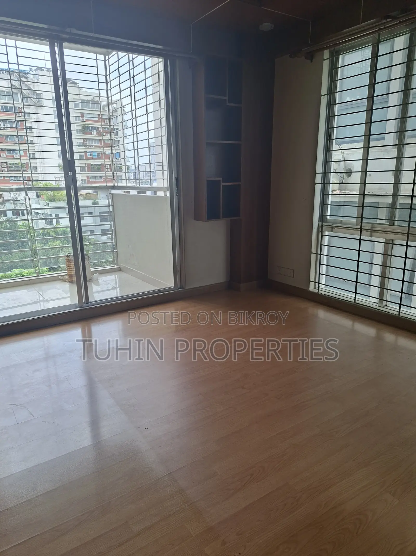 3bdrm Apartment in Banani for sale in Banani