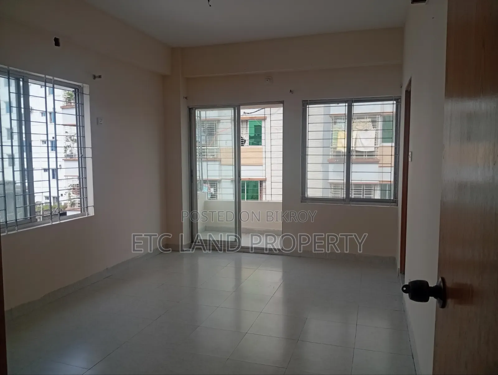 3bdrm Apartment in Shah Ali Bugh, Mirpur for sale in Mirpur