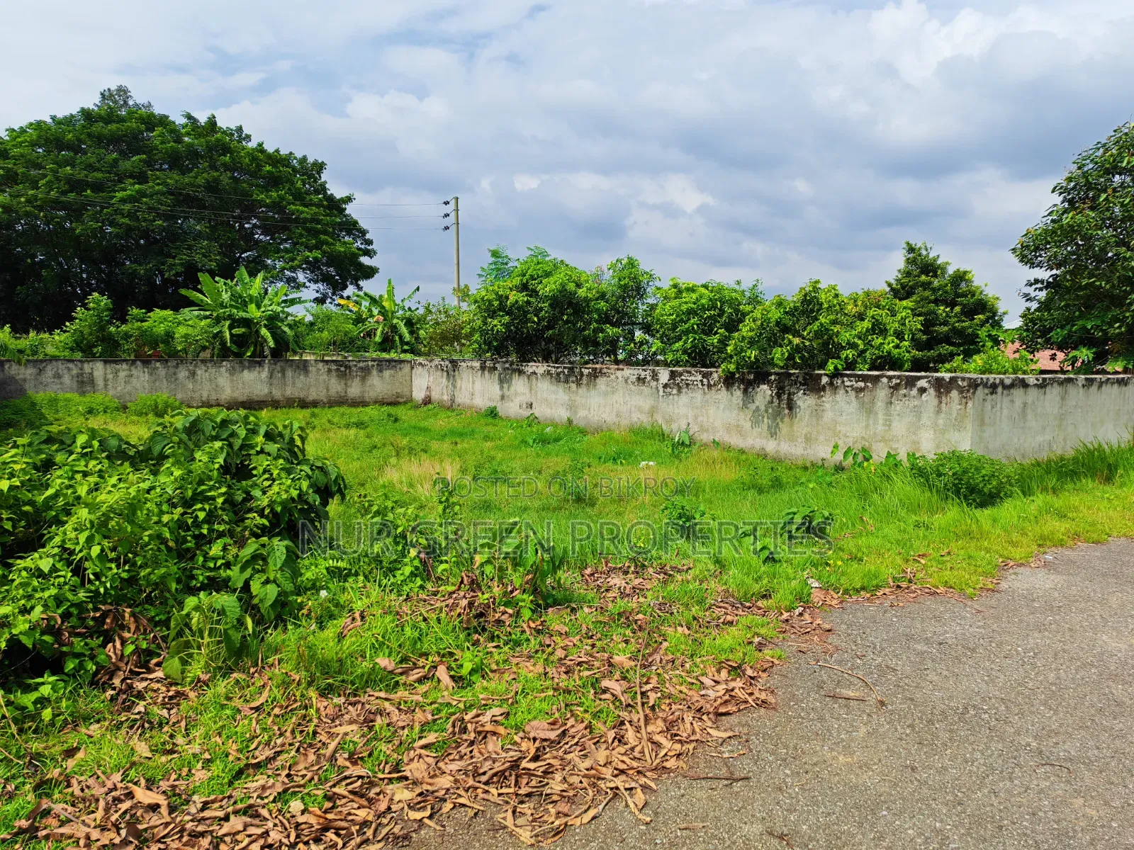 ৩ কাঠা প্লট বিক্রি করা হবে  ১০০ ফিট ও ৩০ ফিট কনার in Purbachal