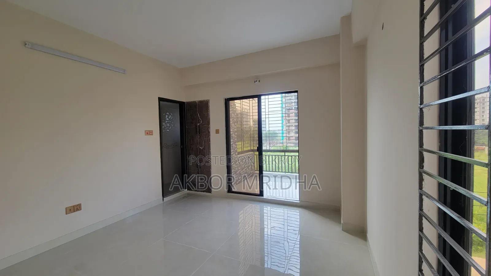 3 Bedroom Block of Flats in Aftabnagar, Dhaka for Sale in Aftab Nagar