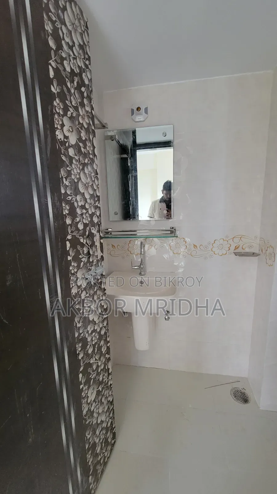 3 Bedroom Block of Flats in Aftabnagar, Dhaka for Sale in Aftab Nagar