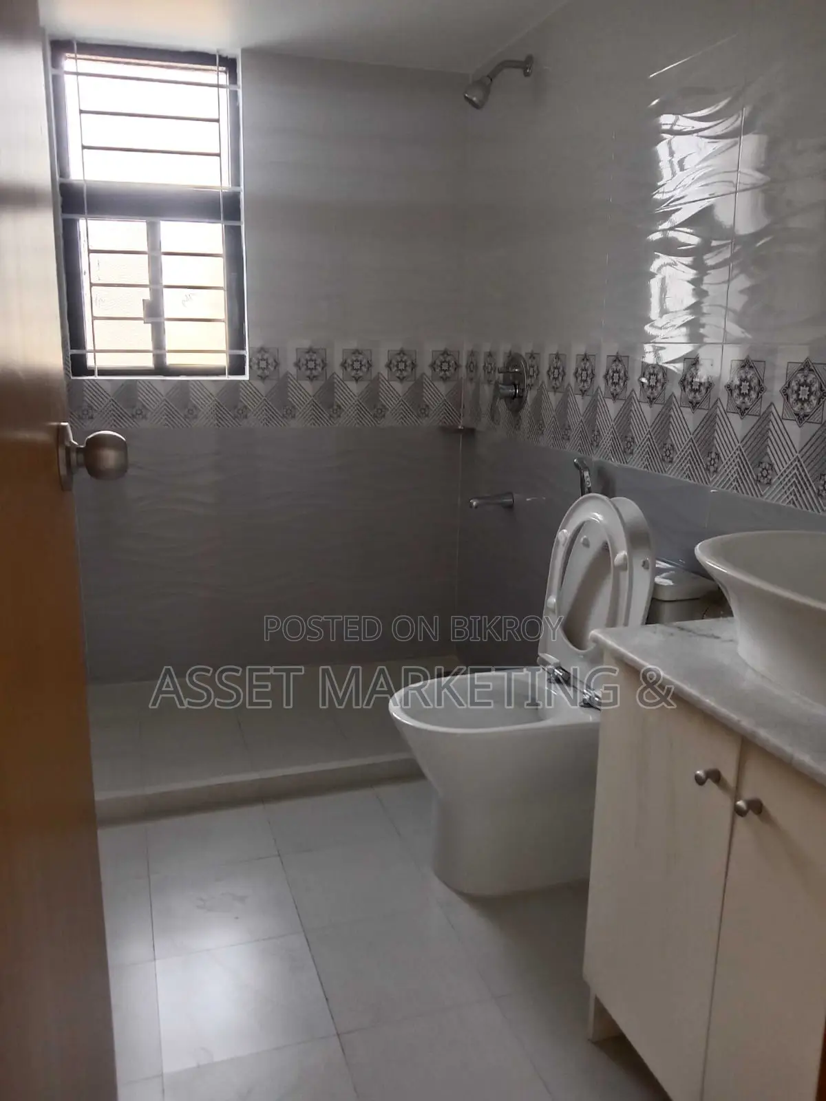 3bdrm Apartment in Bashundhara, Basundhara for sale in Basundhara