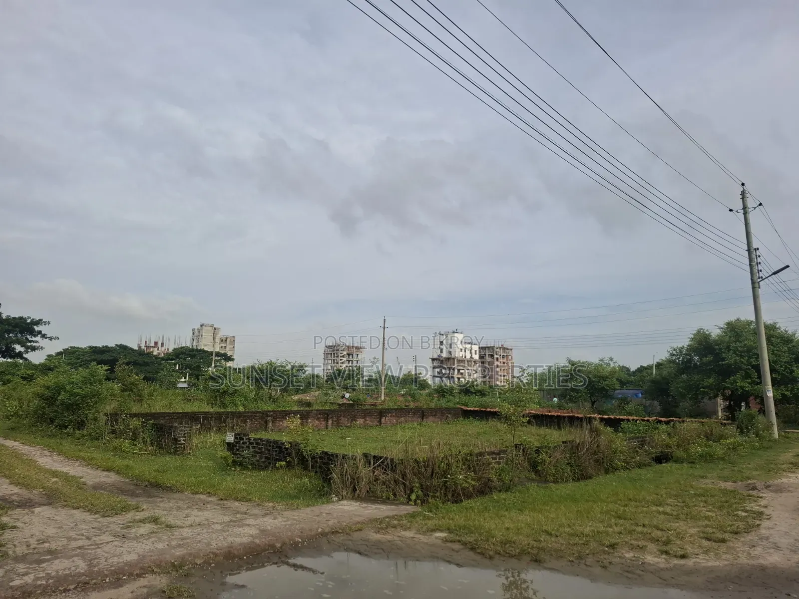 P-Block || North Face || 1st Part Plot || Near Bazar Partidin in Basundhara