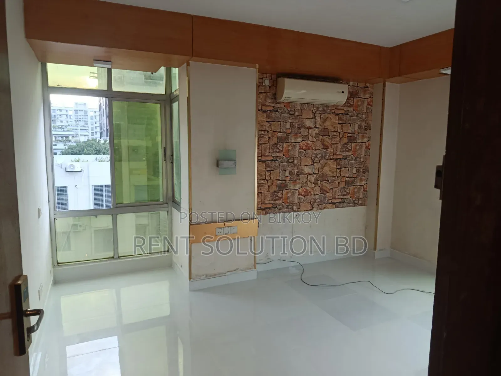 1 Room Office Space Rent at Gulshan in Gulshan