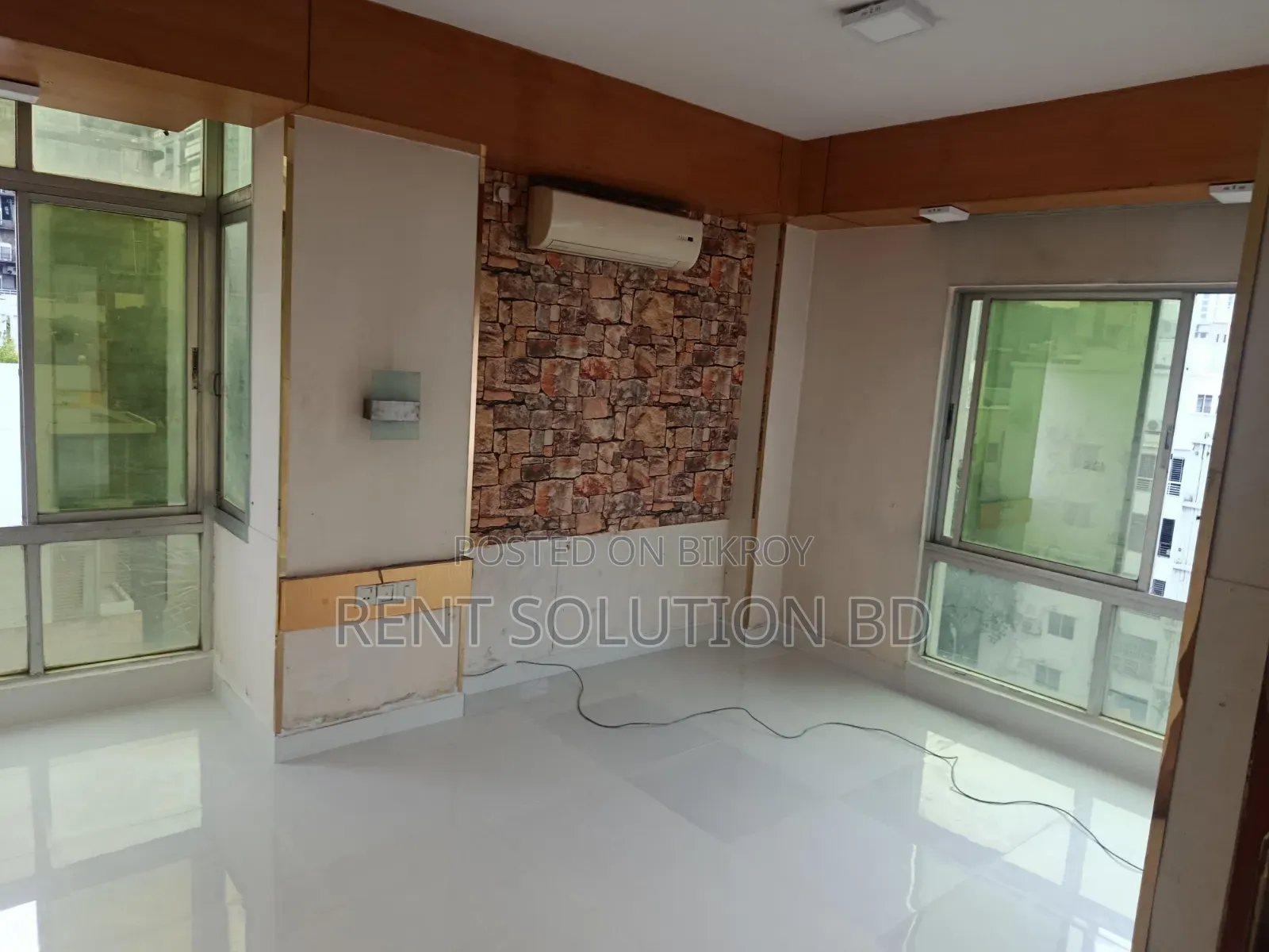 1 Room Office Space Rent at Gulshan in Gulshan
