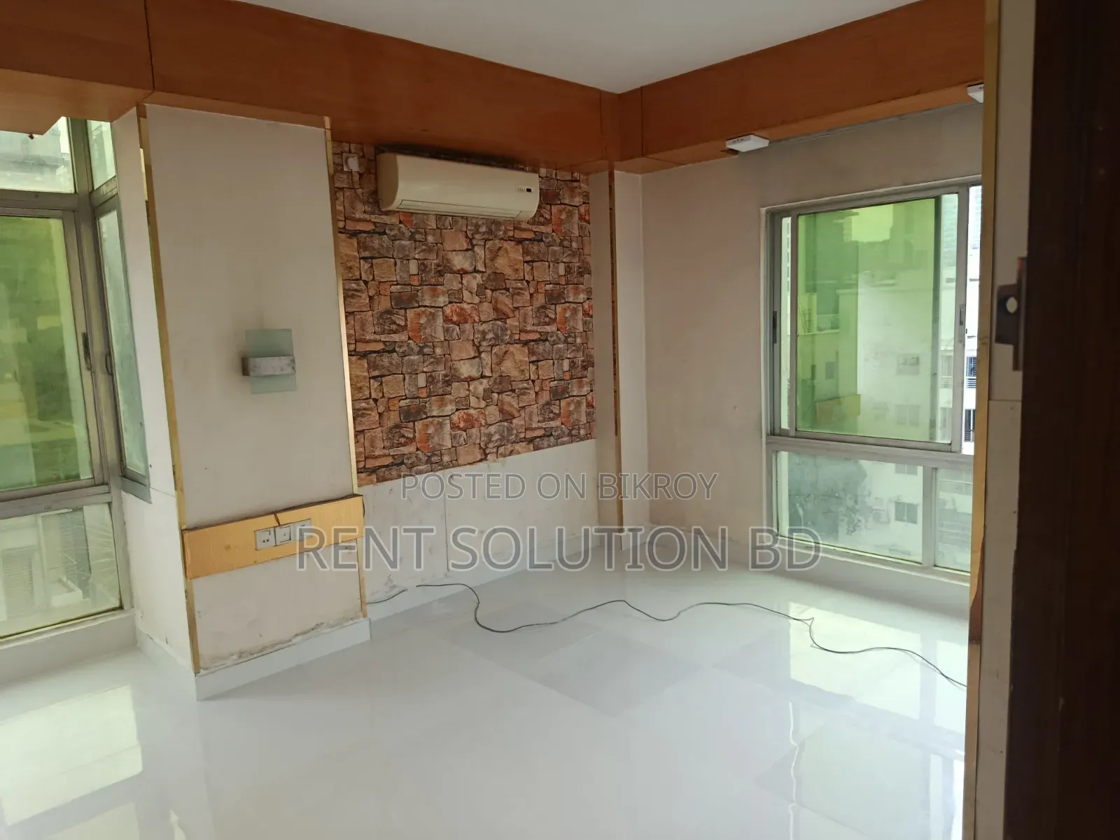 1 Room Office Space Rent at Gulshan in Gulshan