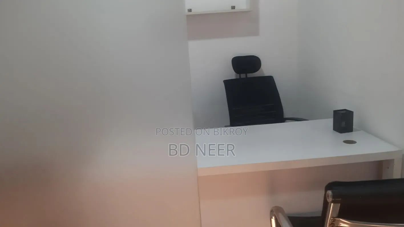 Fully Commercial Furnished 2700 SqFt Office Rent in Banani in Banani