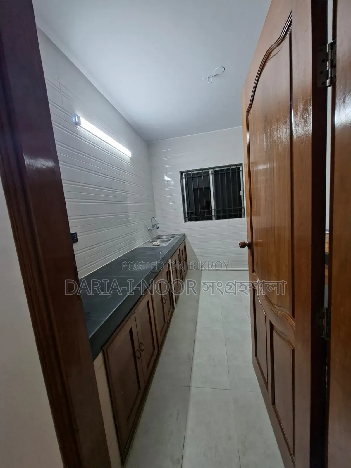 4bdrm Apartment in December 3, Gulshan for sale in Gulshan