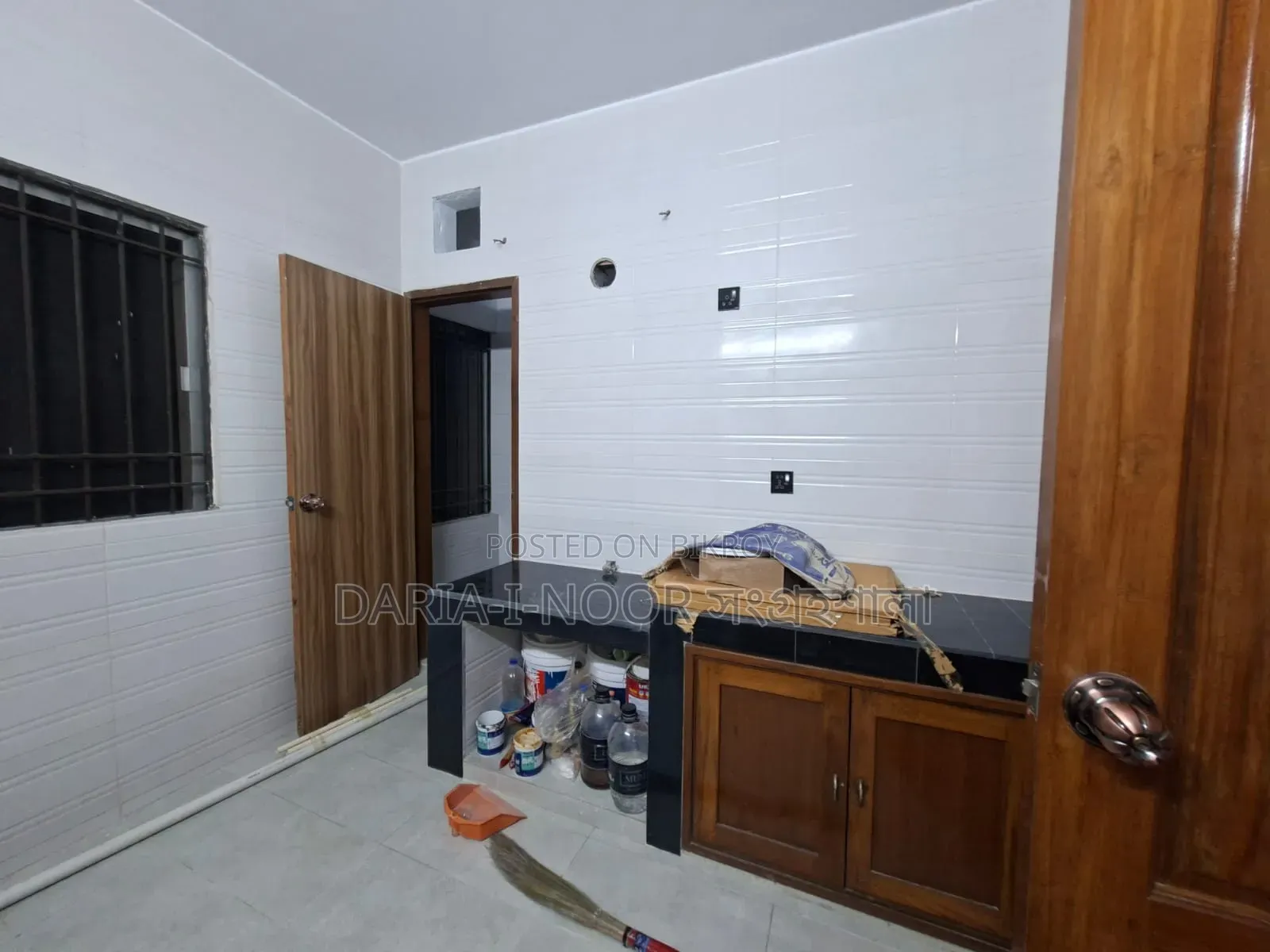 4bdrm Apartment in December 3, Gulshan for sale in Gulshan