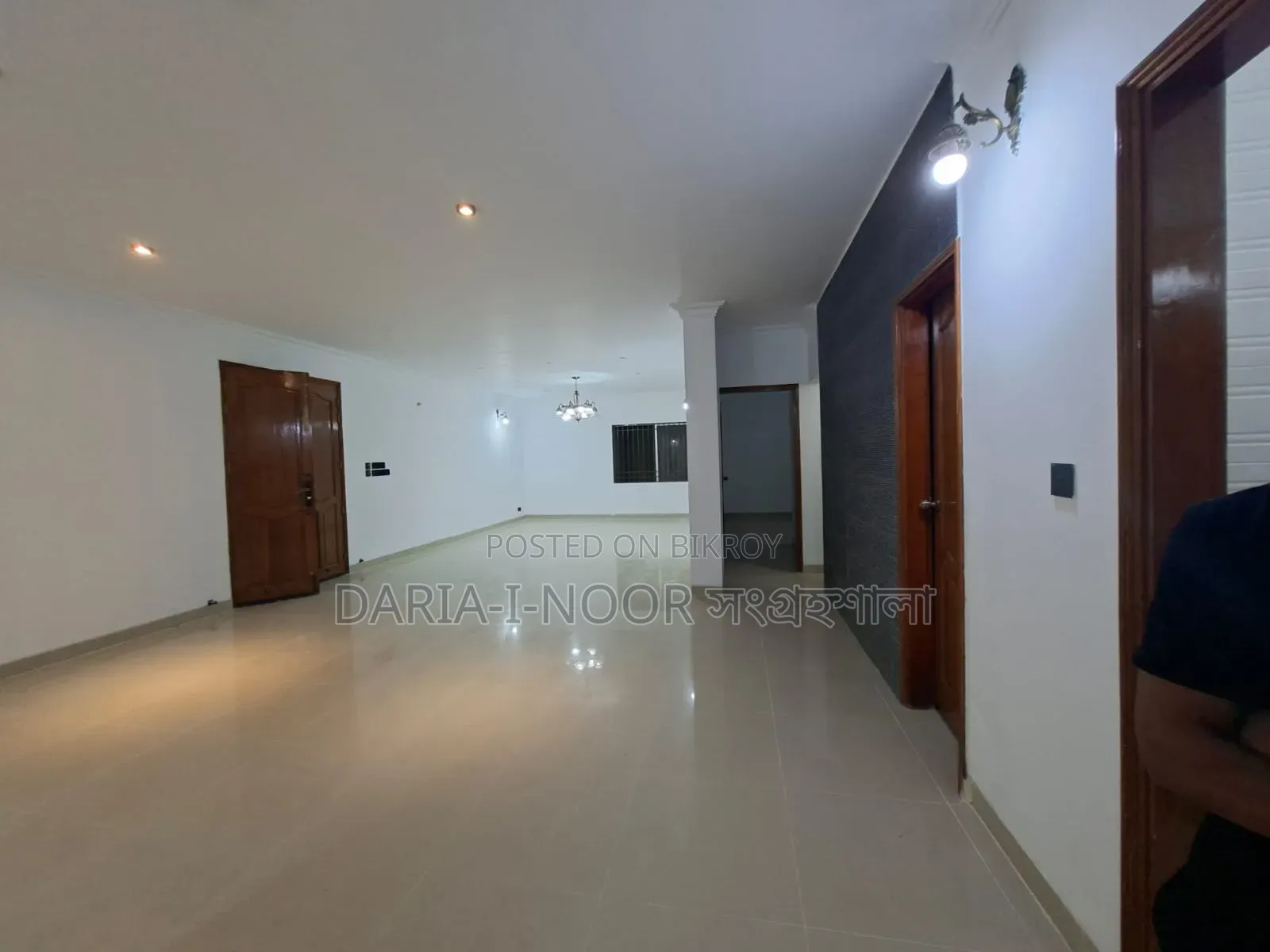 4bdrm Apartment in December 3, Gulshan for sale in Gulshan