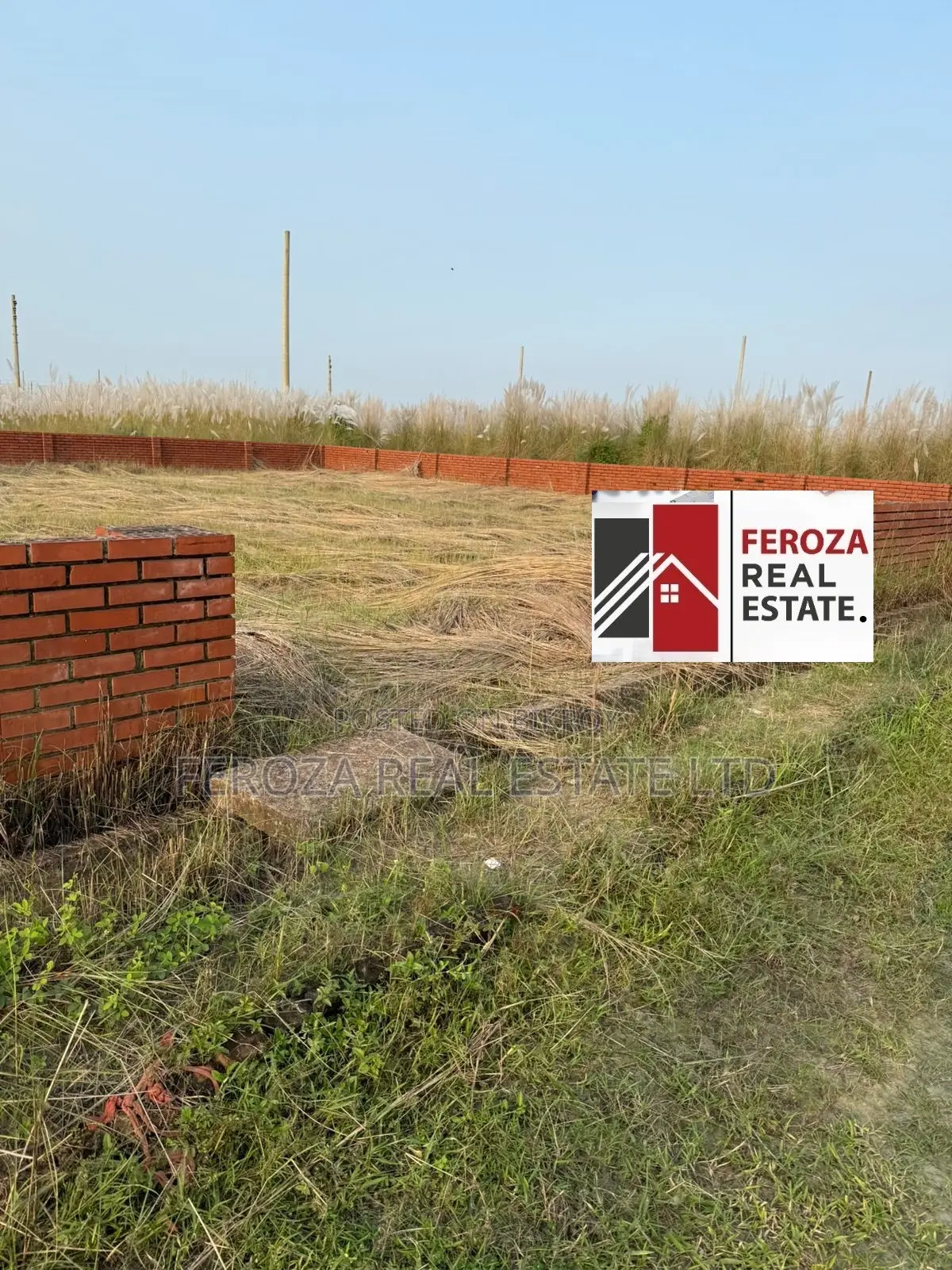 Bashundhara, Boundary Wall- Block N 3+3=6 Katha Urgent Sale in Bashund in Basundhara