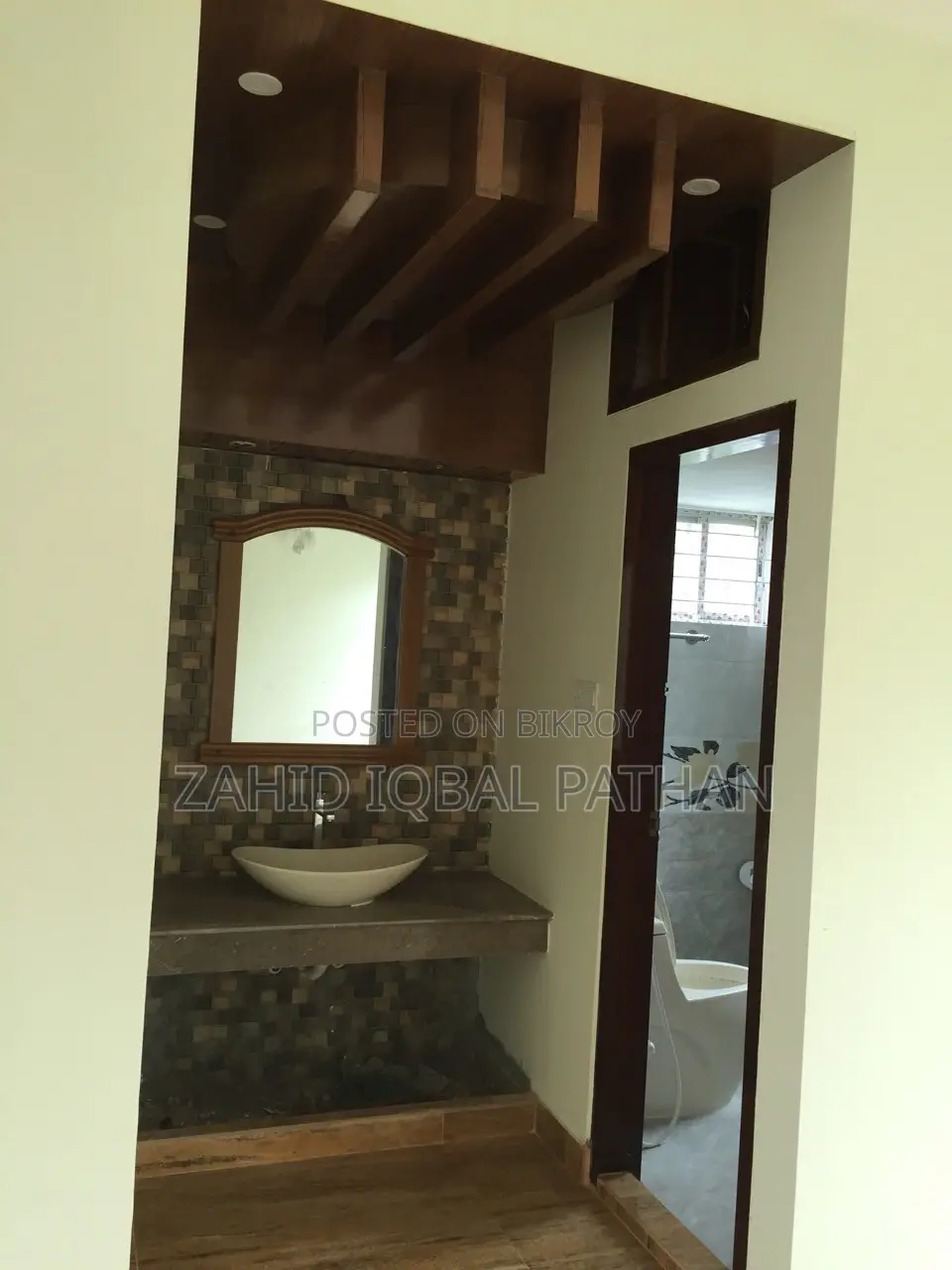5-Bedroom Duplex in Dhaka Basundhara for Rent in Basundhara