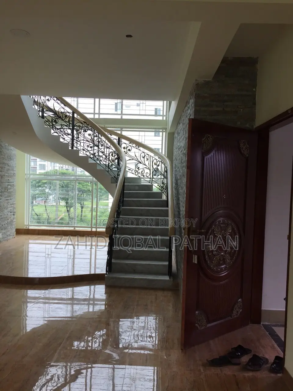 5-Bedroom Duplex in Dhaka Basundhara for Rent in Basundhara