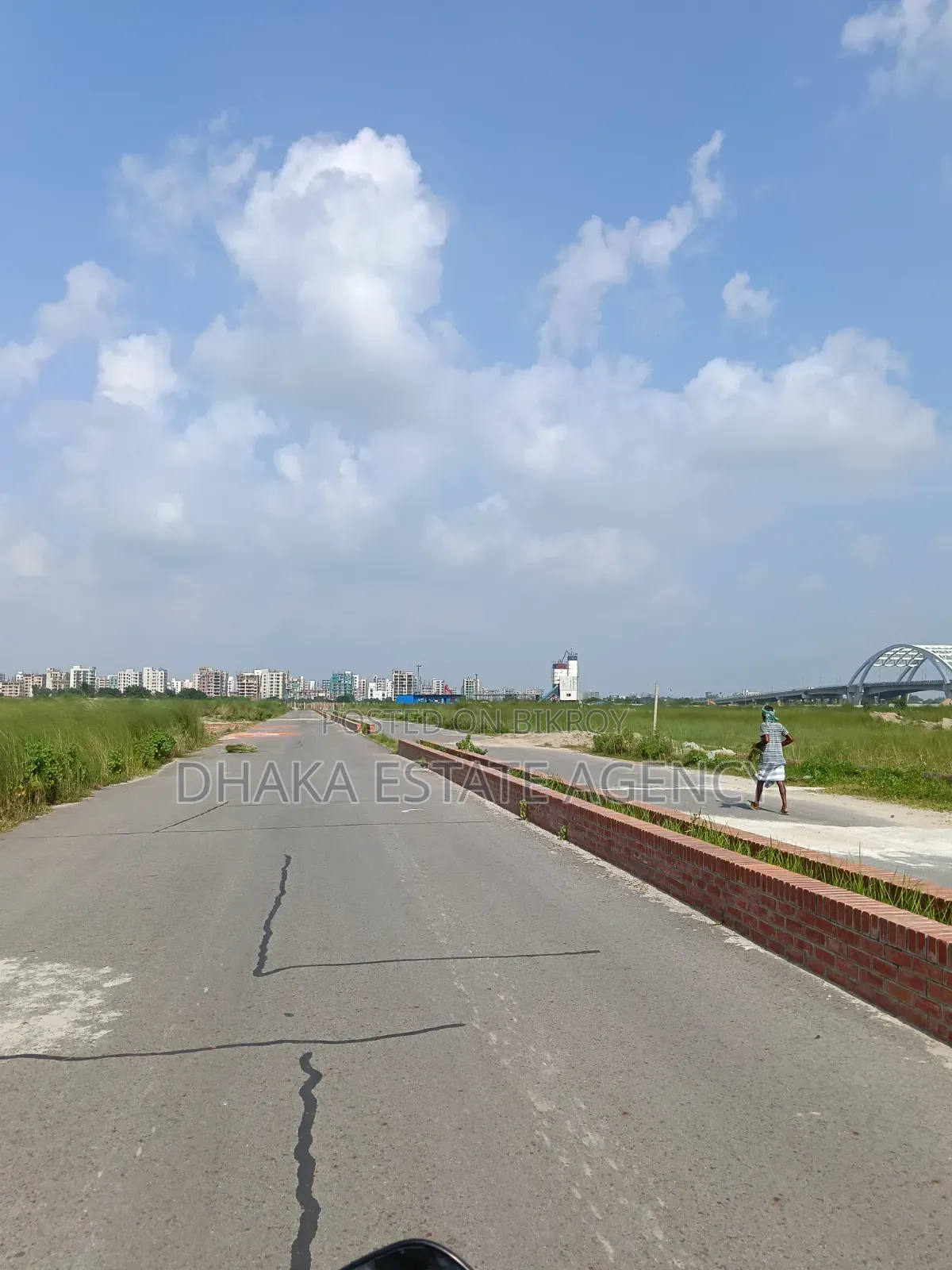 Block-M, Lake View South Facing Plot Sale in Basundhara