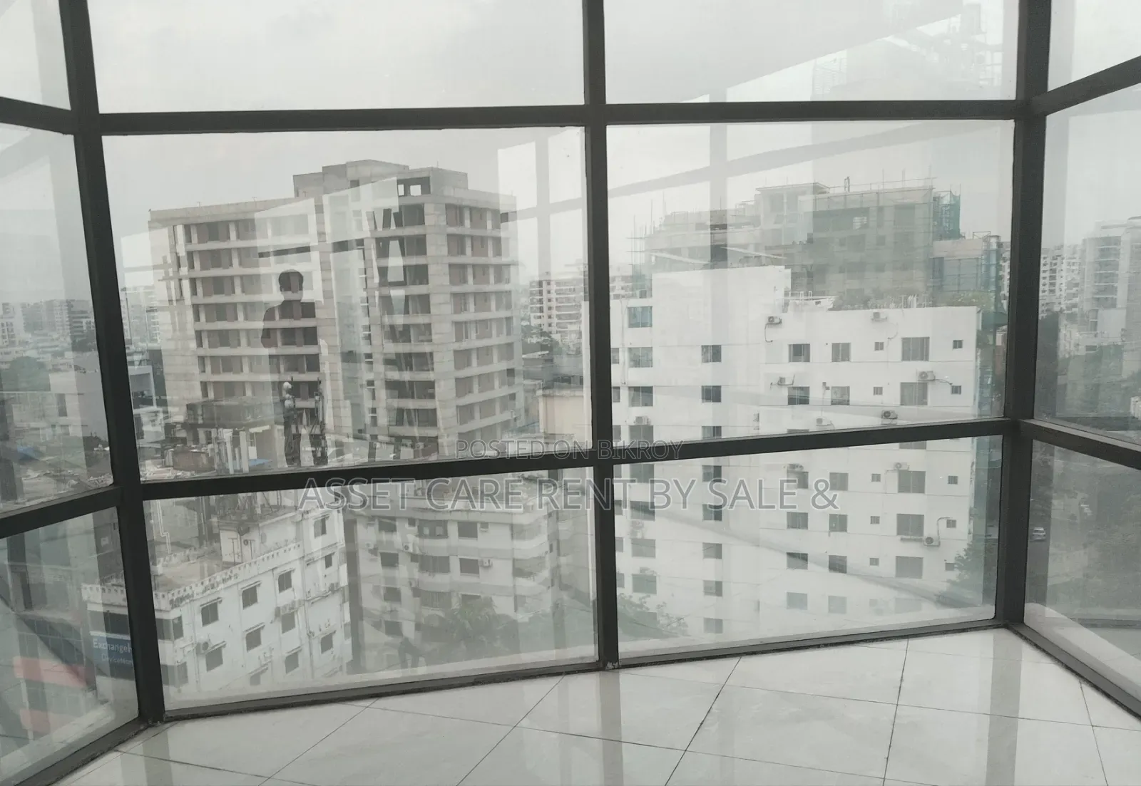 Gulshan-2 Circle Commercial Speech Rent in Gulshan