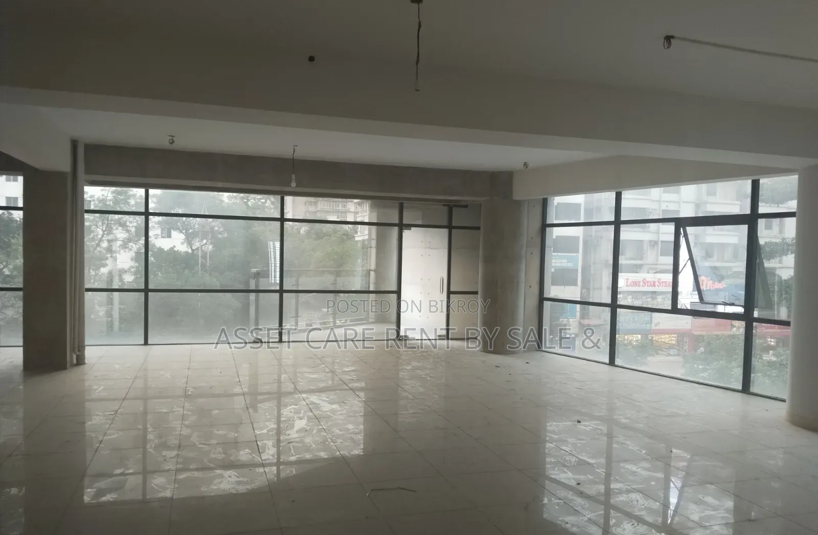 Gulshan-2 Circle Commercial Speech Rent in Gulshan