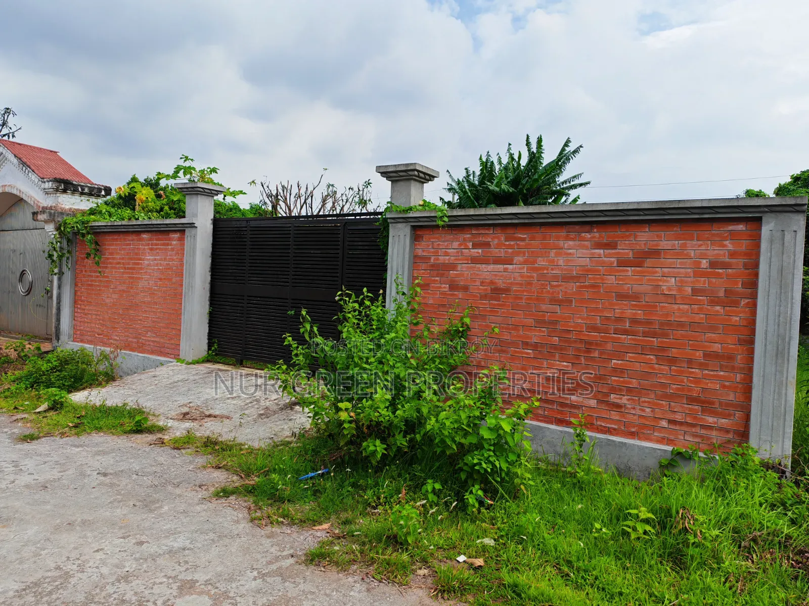 ৩ কাঠা দক্ষিণমুখী প্লট  বিক্রি in Purbachal