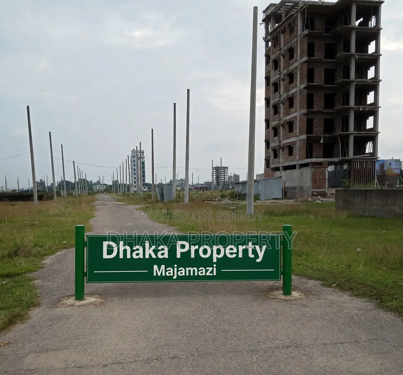 30ft Road 3 Katha North at Sector-17/H in Uttara