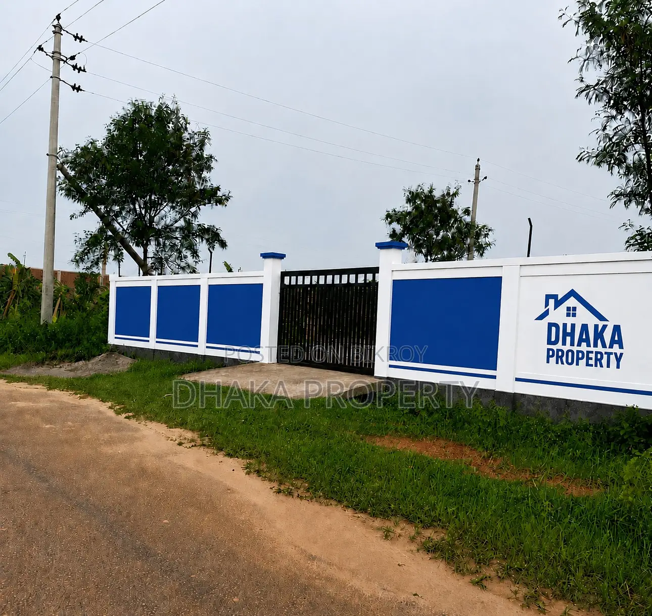 Near 300ft 5 Katha Park South at Sector-18 in Purbachal