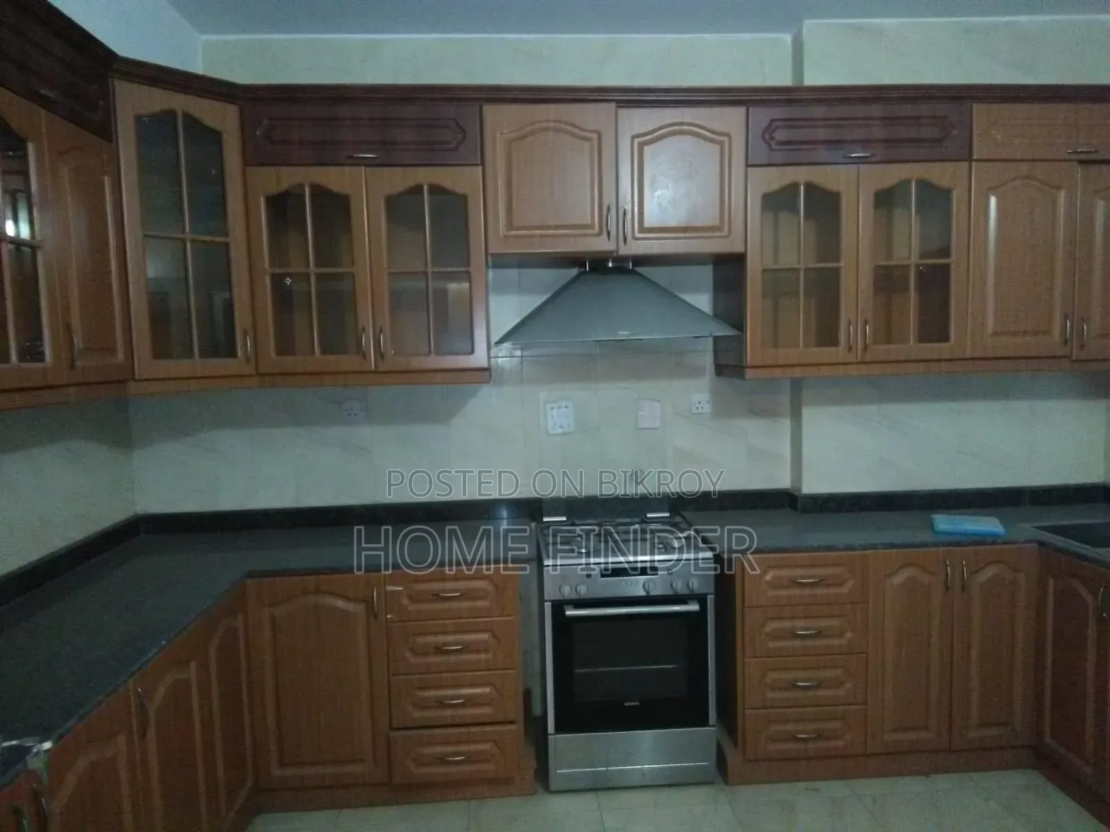 Furnished 4bdrm Apartment in Gulshan for rent in Gulshan