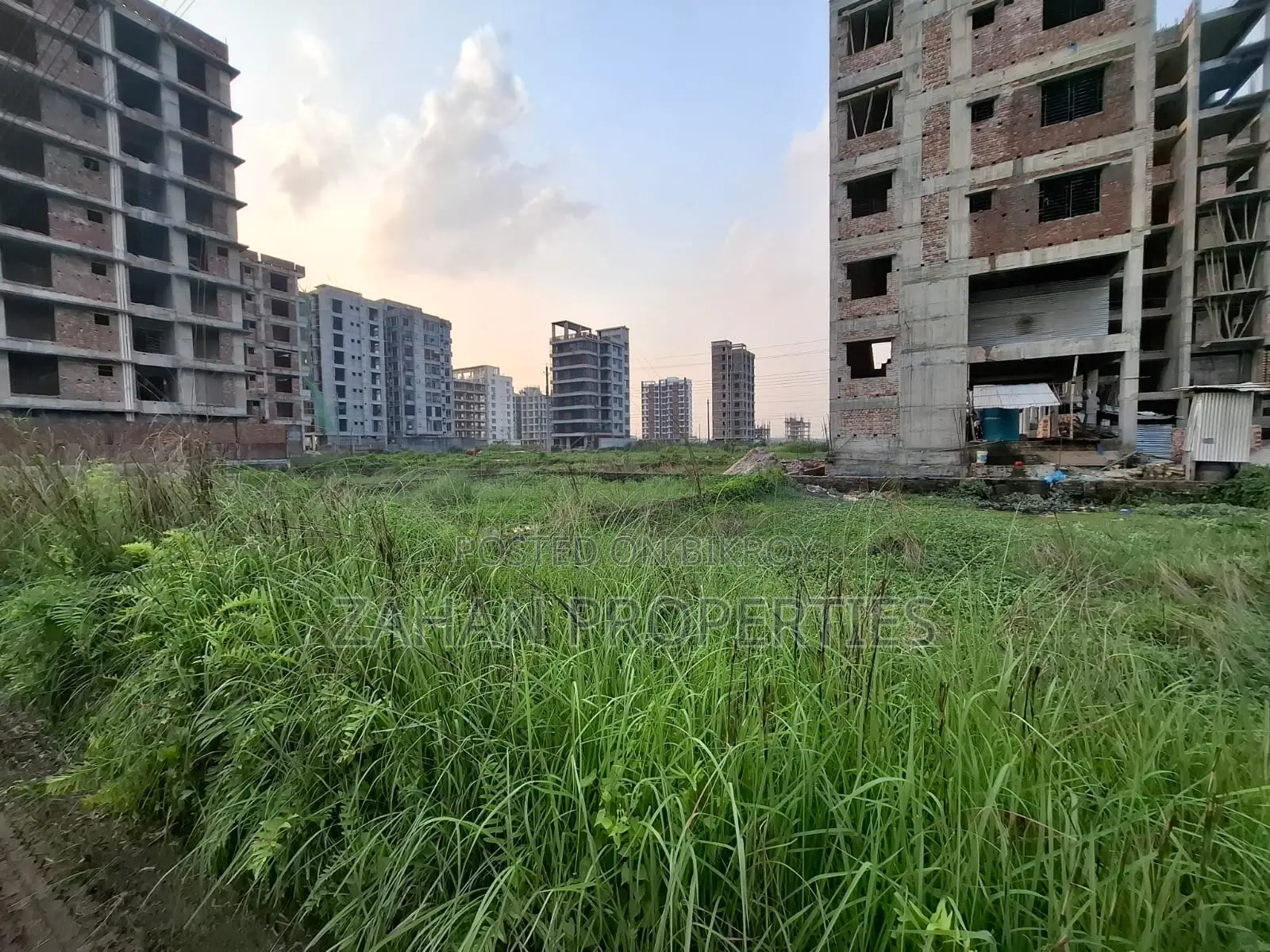 M Block 10 Katha Plot Sell in Basundhara
