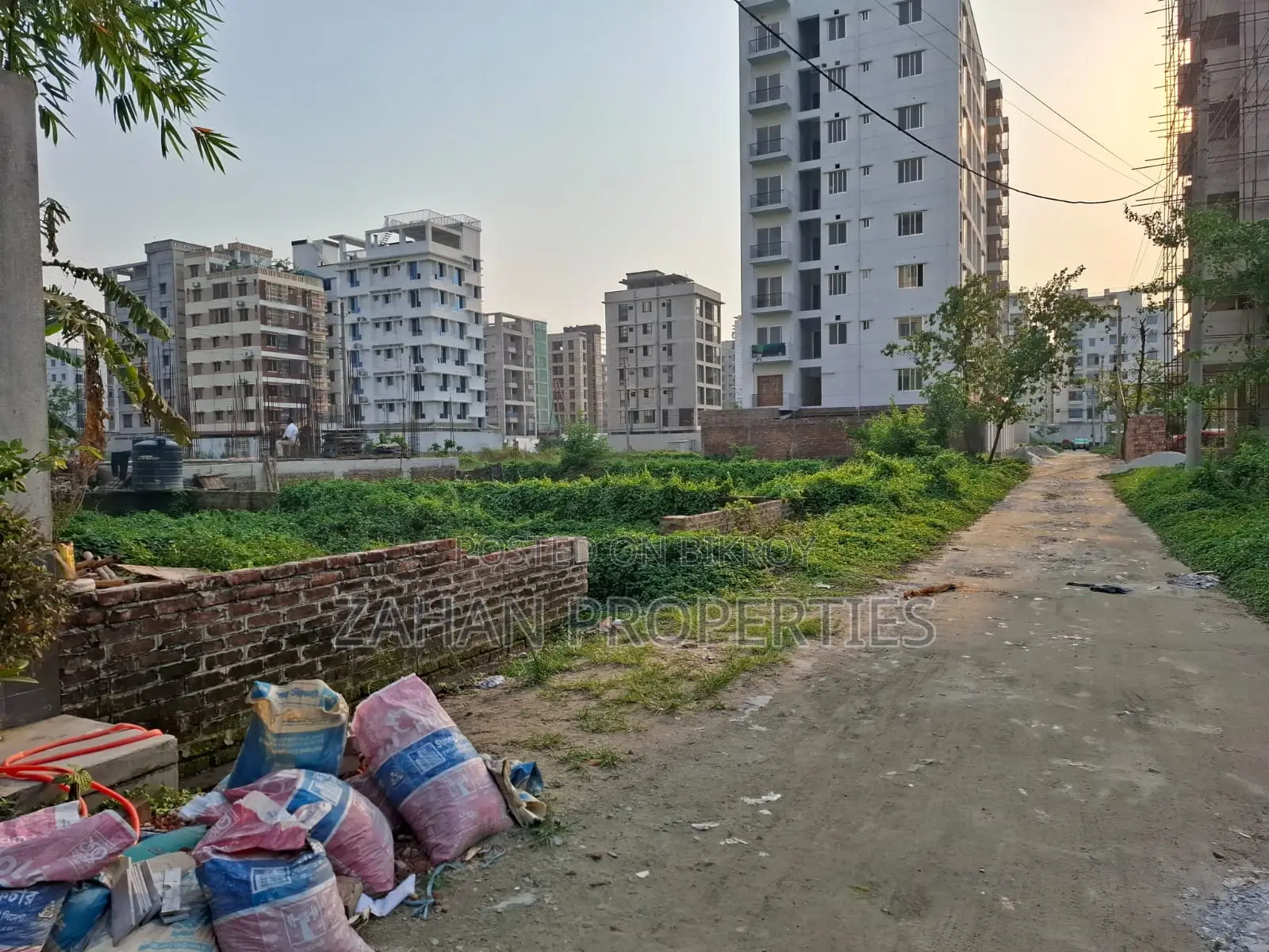 M Block 10 Katha Plot Sell in Basundhara