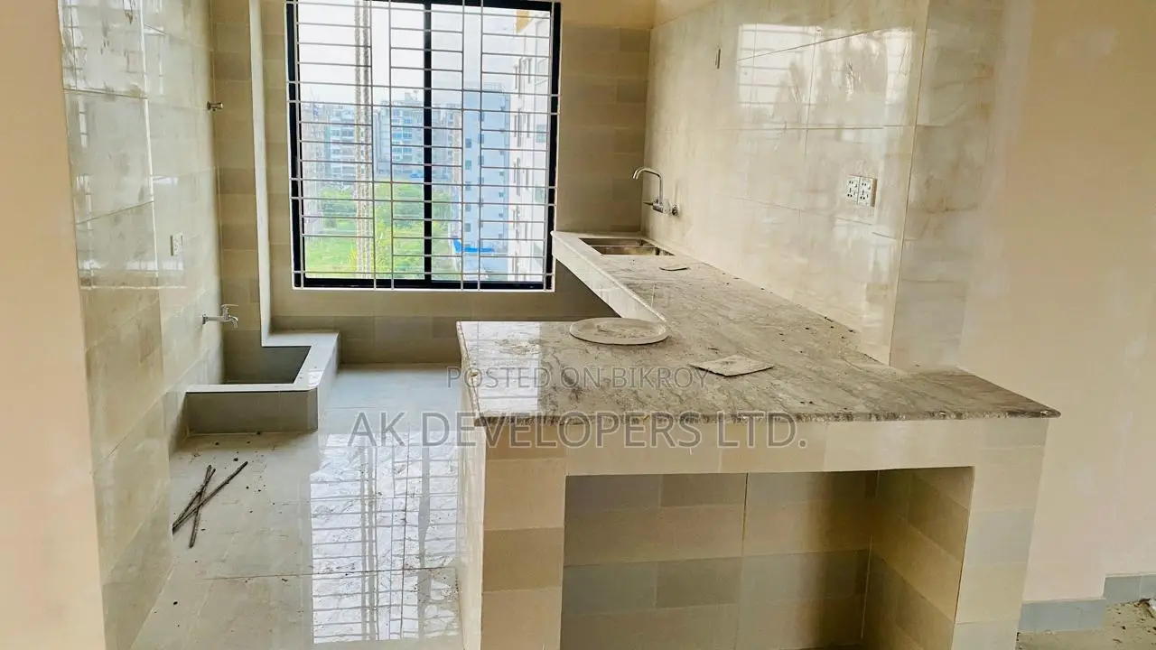 3bdrm Apartment in Sukoon, Basundhara for sale in Basundhara