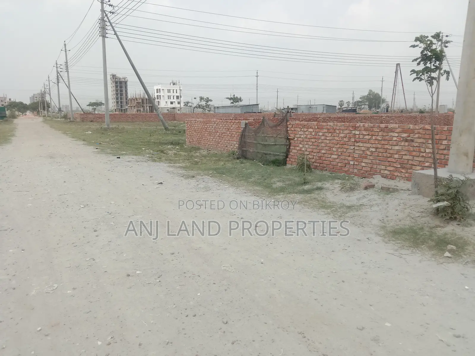 N-Block 6000 3-Katha 40'/25' Road Corner Plot Sale in Basundhara