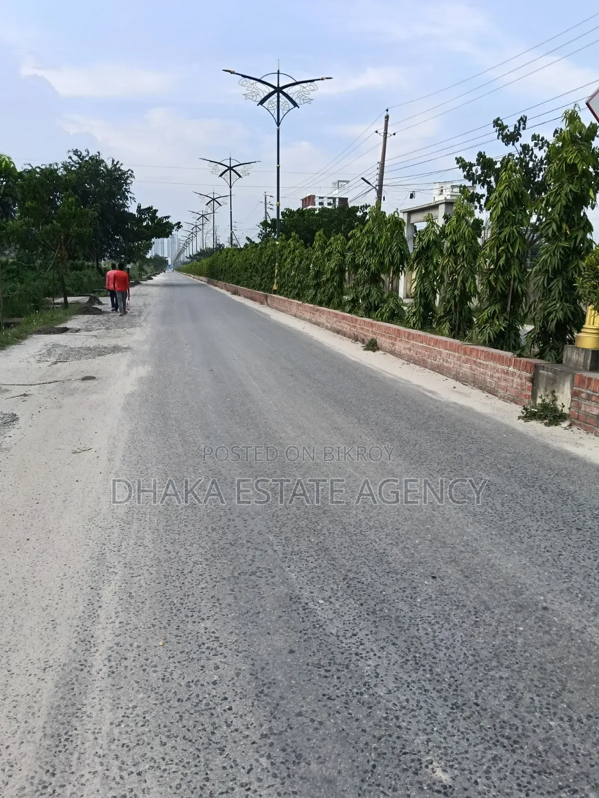 Block-N, Near Park 3 Katha South Face in Basundhara
