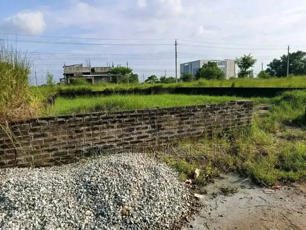 Plot: 3 Katha @ Aftab Nagar in Aftab Nagar