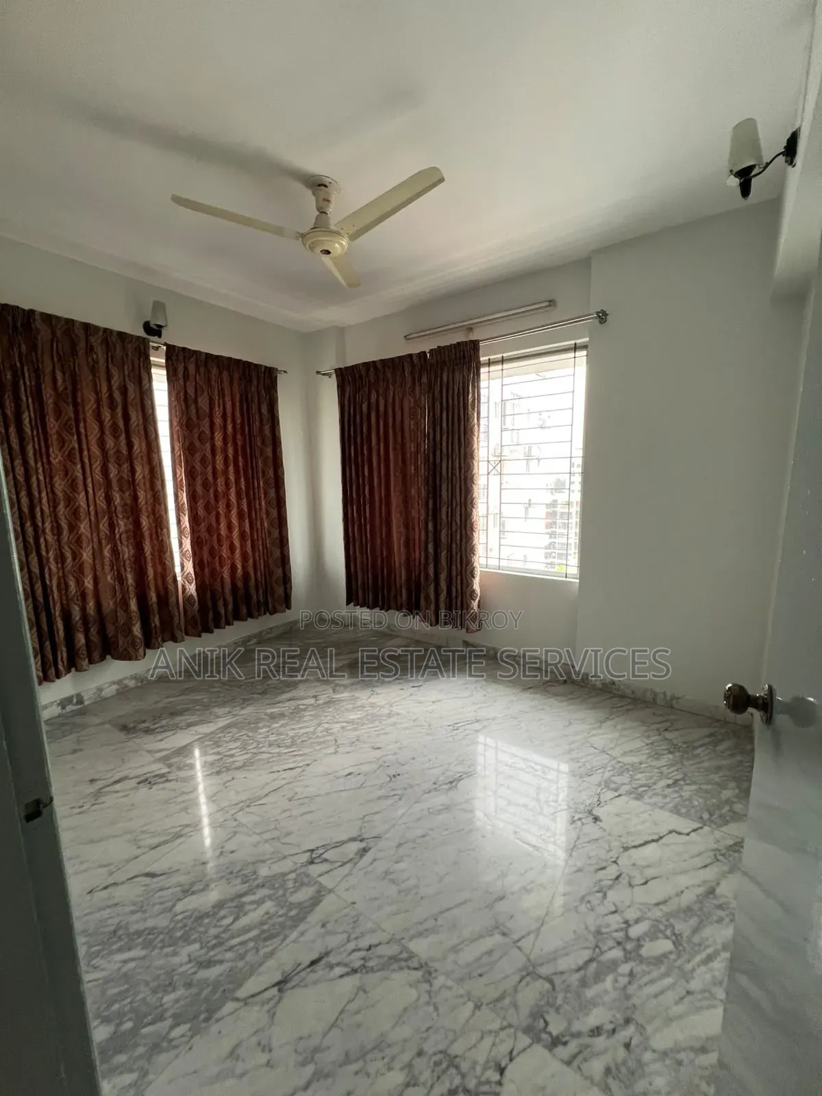 Furnished 3bdrm Apartment in Anik Real Estate, Banani for sale in Banani