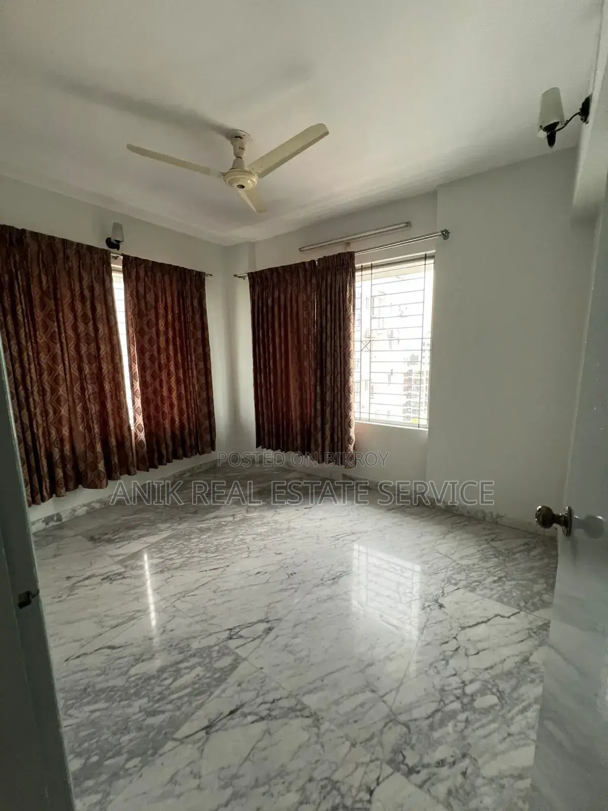 Furnished 3bdrm Apartment in Anik Real Estate, Banani for sale in Banani
